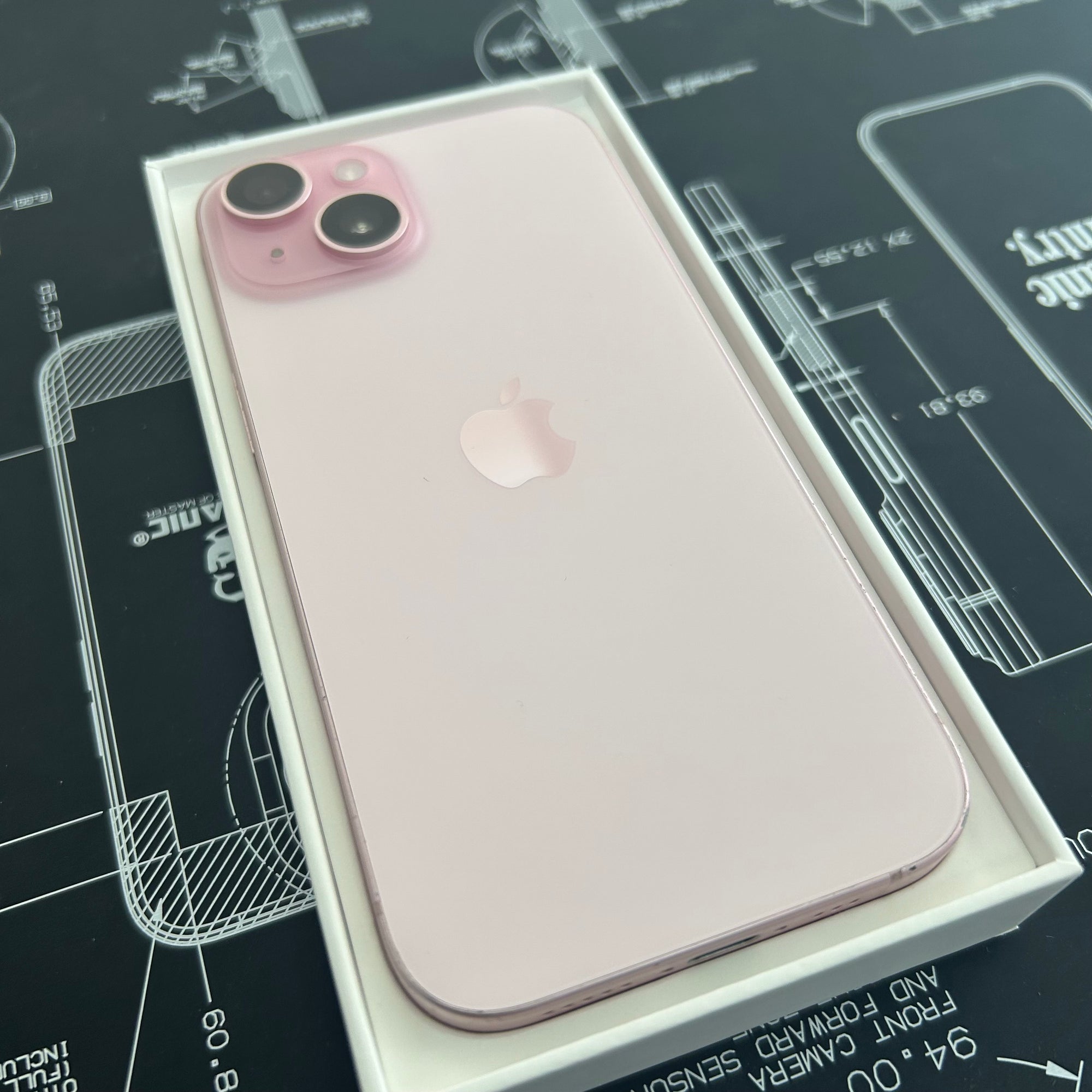 Apple iPhone 15 128GB Pink - 100% Batt Health & Apple Warranty