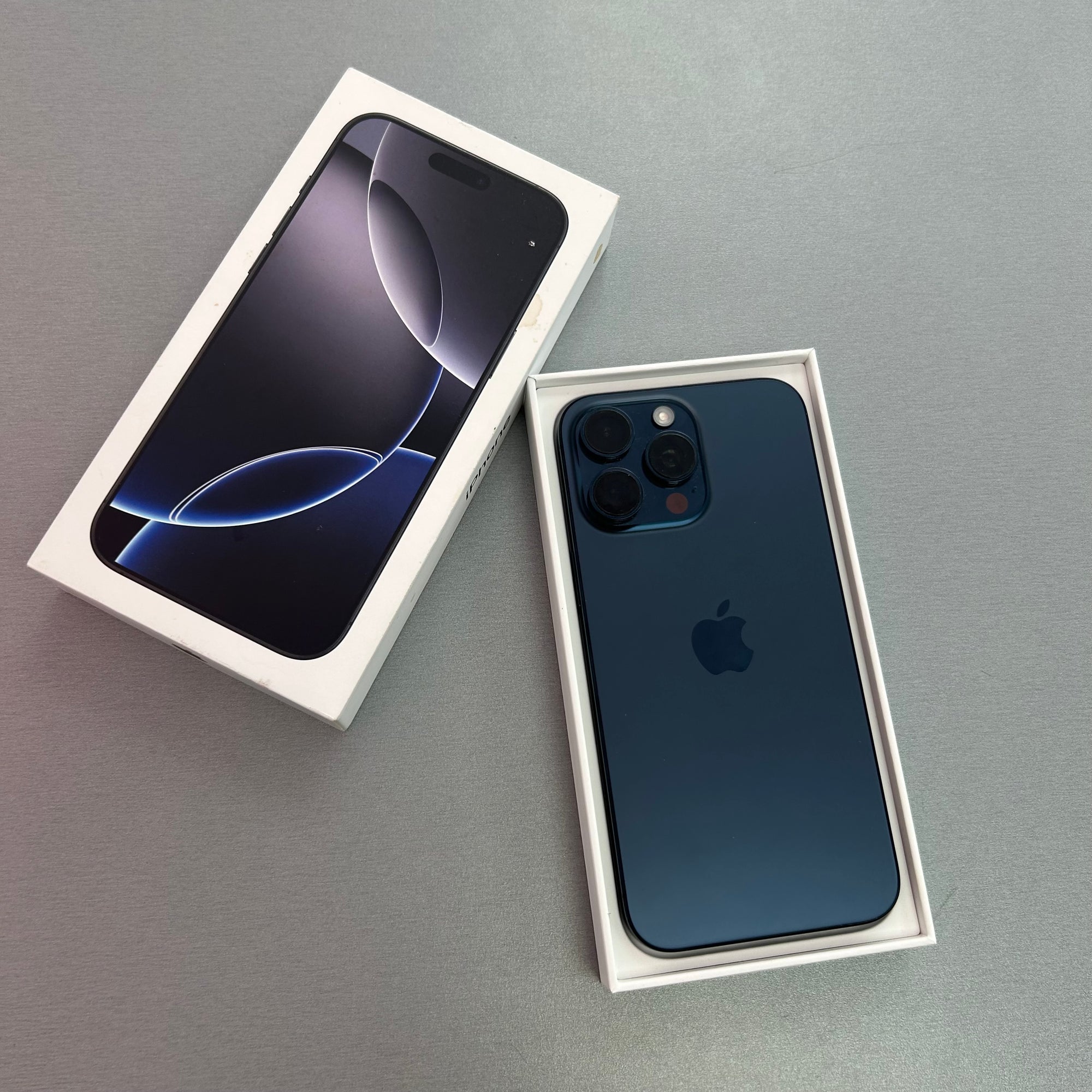Apple iPhone 15 Pro Max 256GB Blue Titanium 100% Battery Health