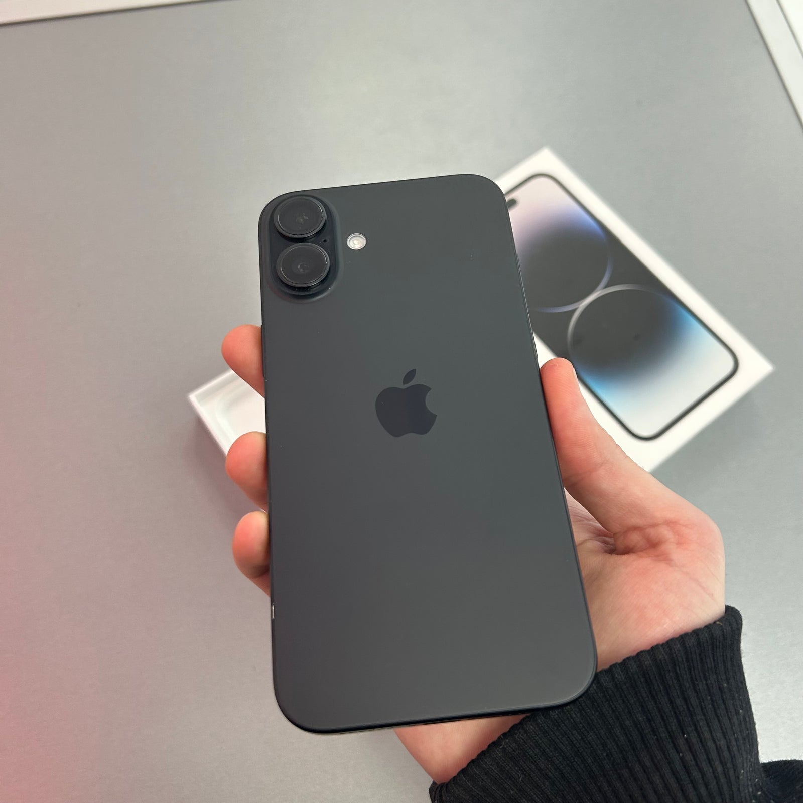 Apple iPhone 16 Plus 128GB Black 100% Battery Health