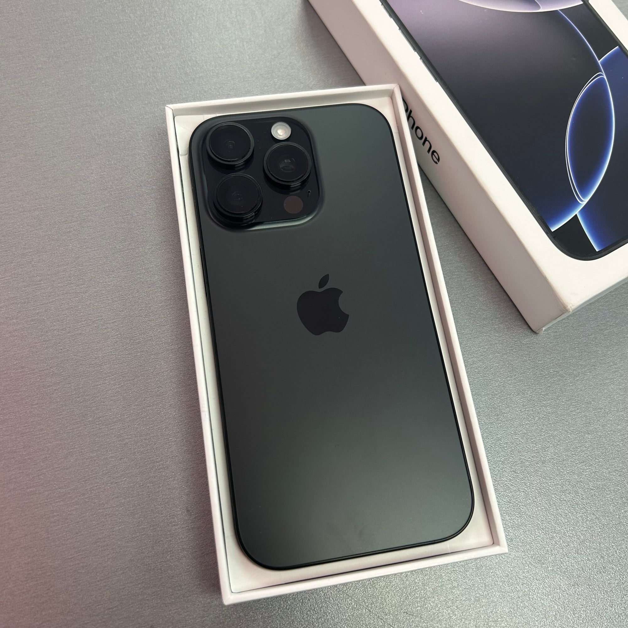 Apple iPhone 16 Pro Black Titanium 128GB - Original 100% Battery Health