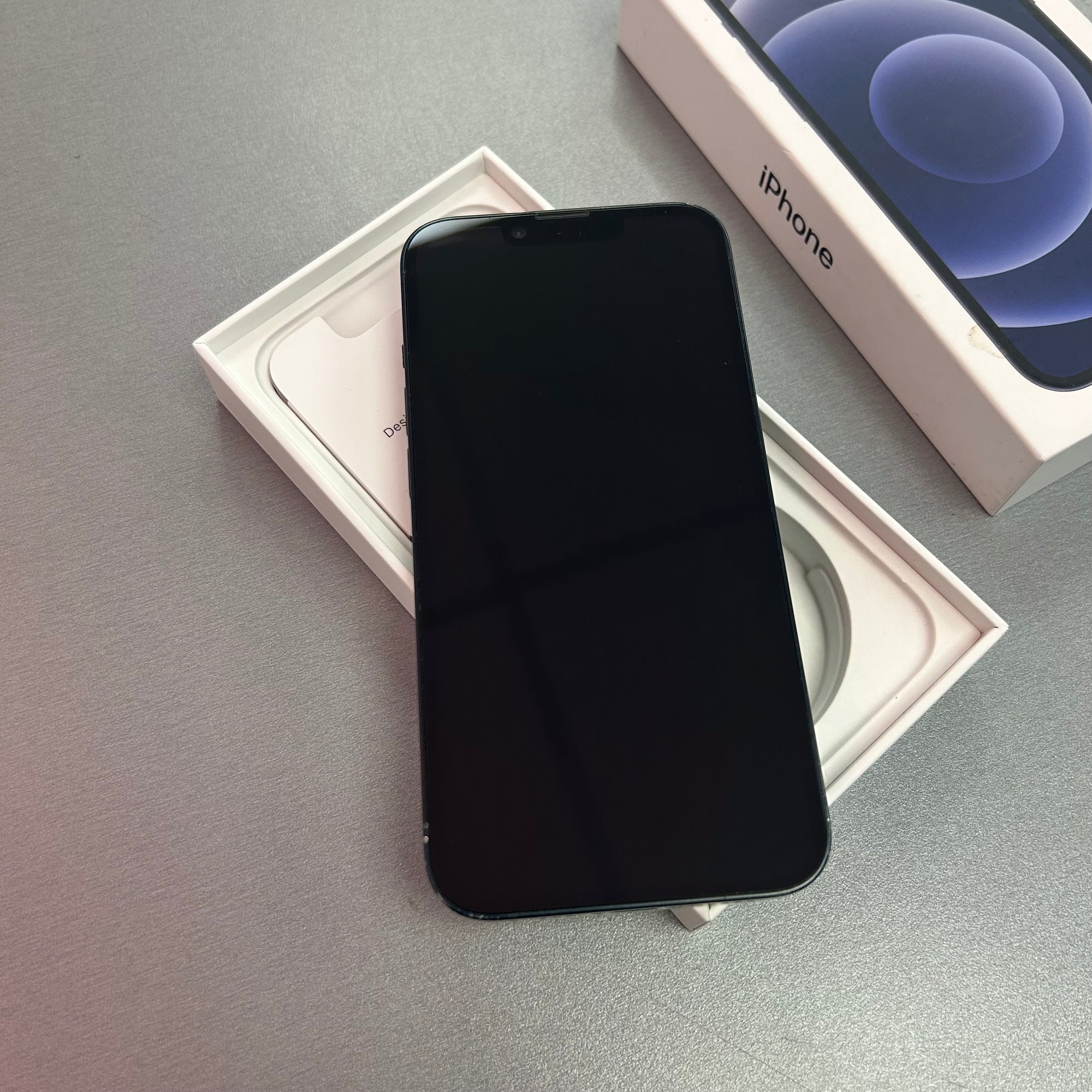 Apple iPhone 13 128GB Midnight 100% Battery Health