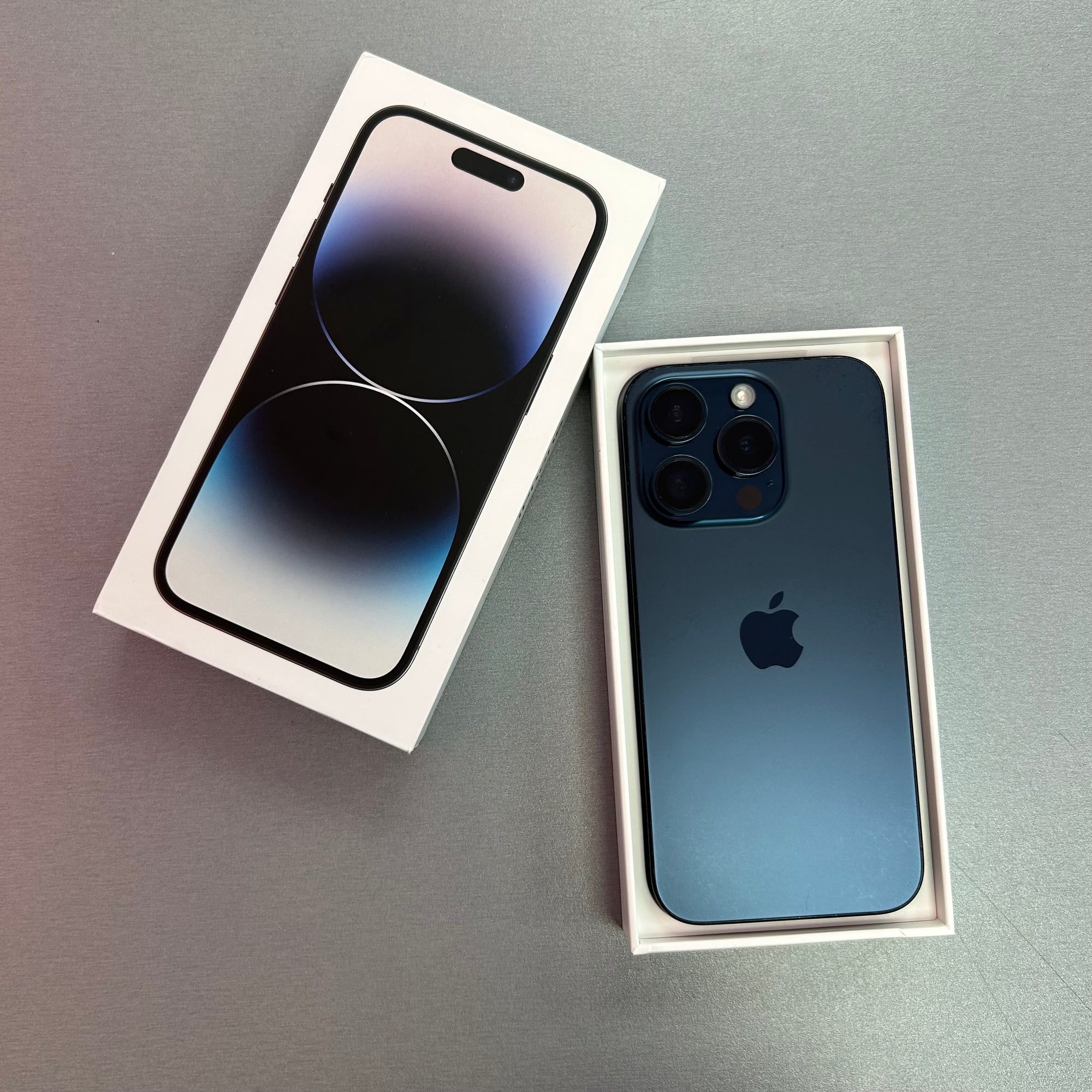Apple iPhone 15 Pro 128GB - Blue Titanium - 100% Battery Health