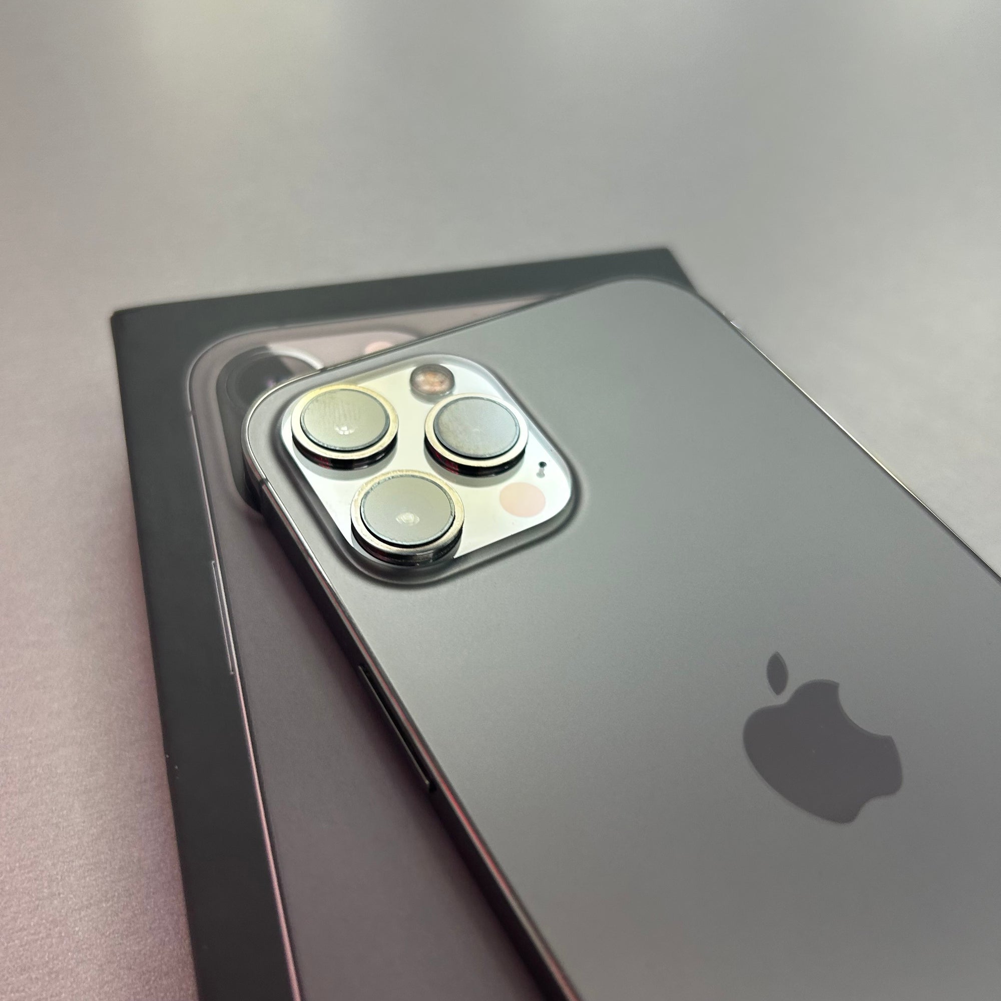 Apple iPhone 12 Pro Max 512GB Graphite 100% Battery Health