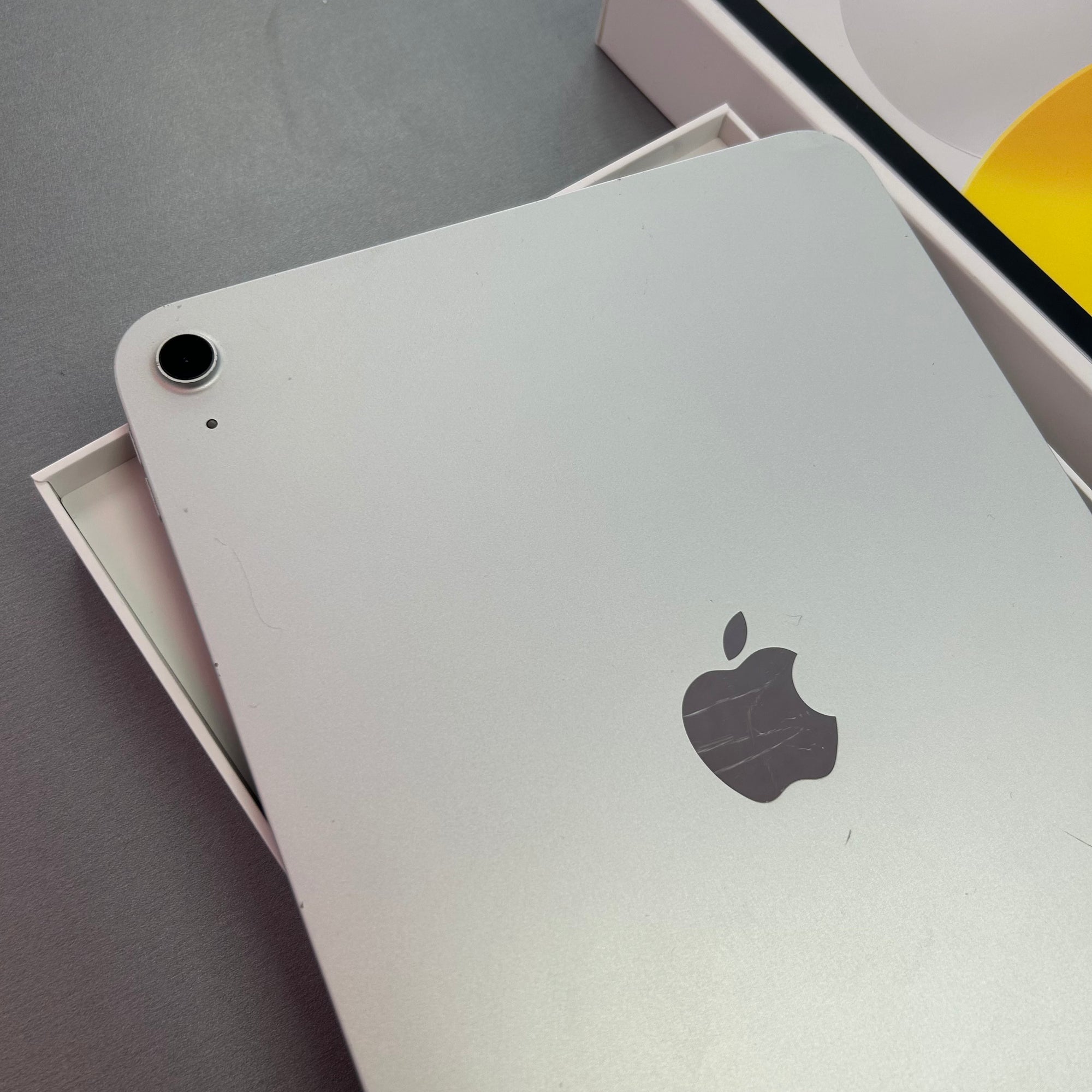 Apple iPad 11th Generation 128GB Wi-Fi Silver (A16)