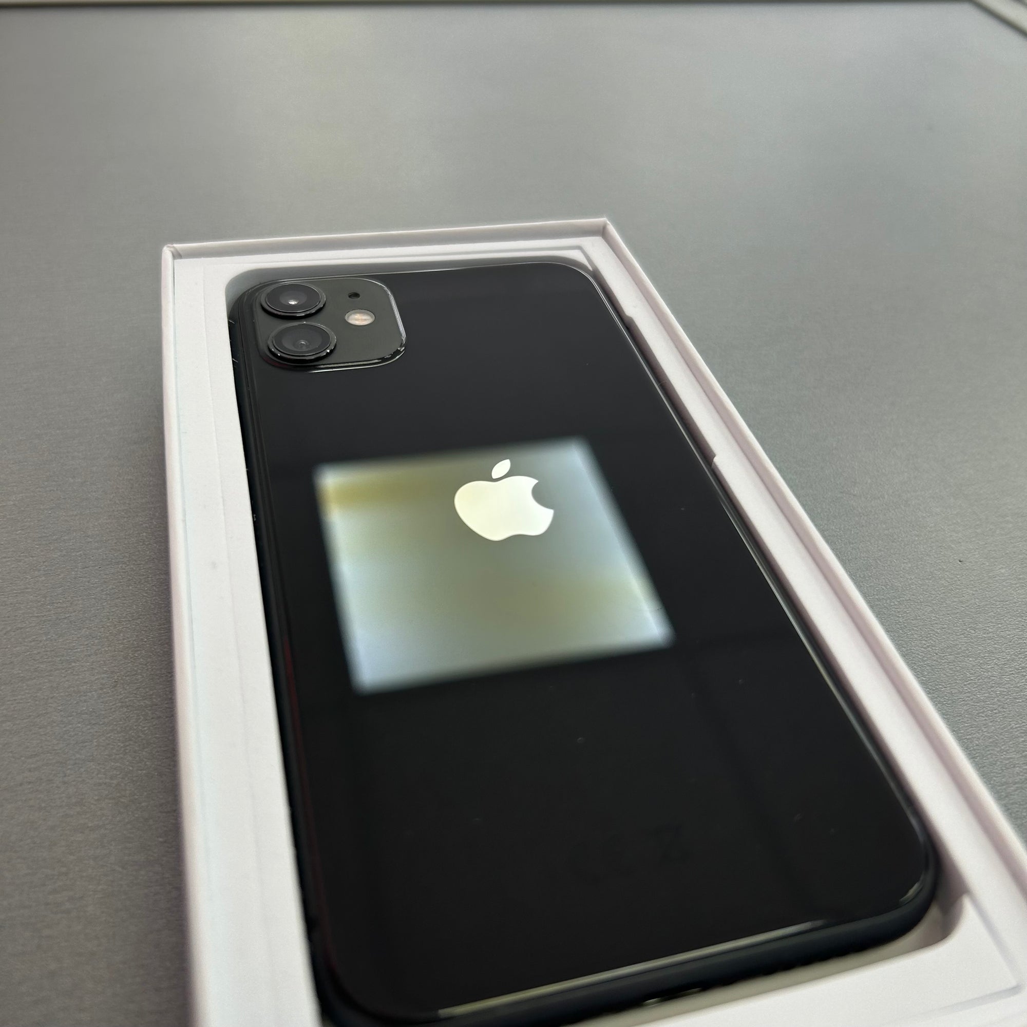 Apple iPhone 11 Black 128GB -  100% Battery Health