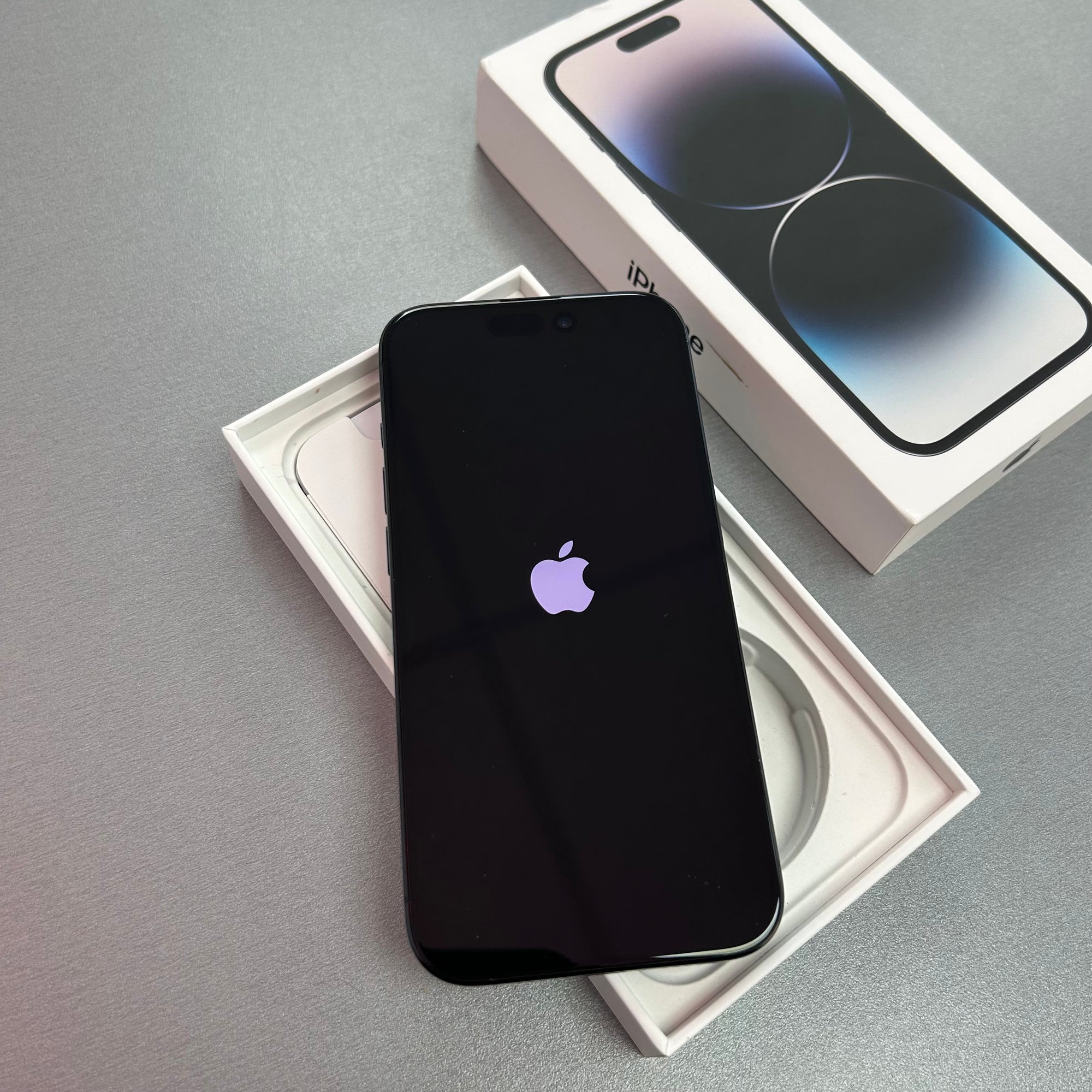 Apple iPhone 15 Pro 128GB Blue Titanium - 100% Battery Health