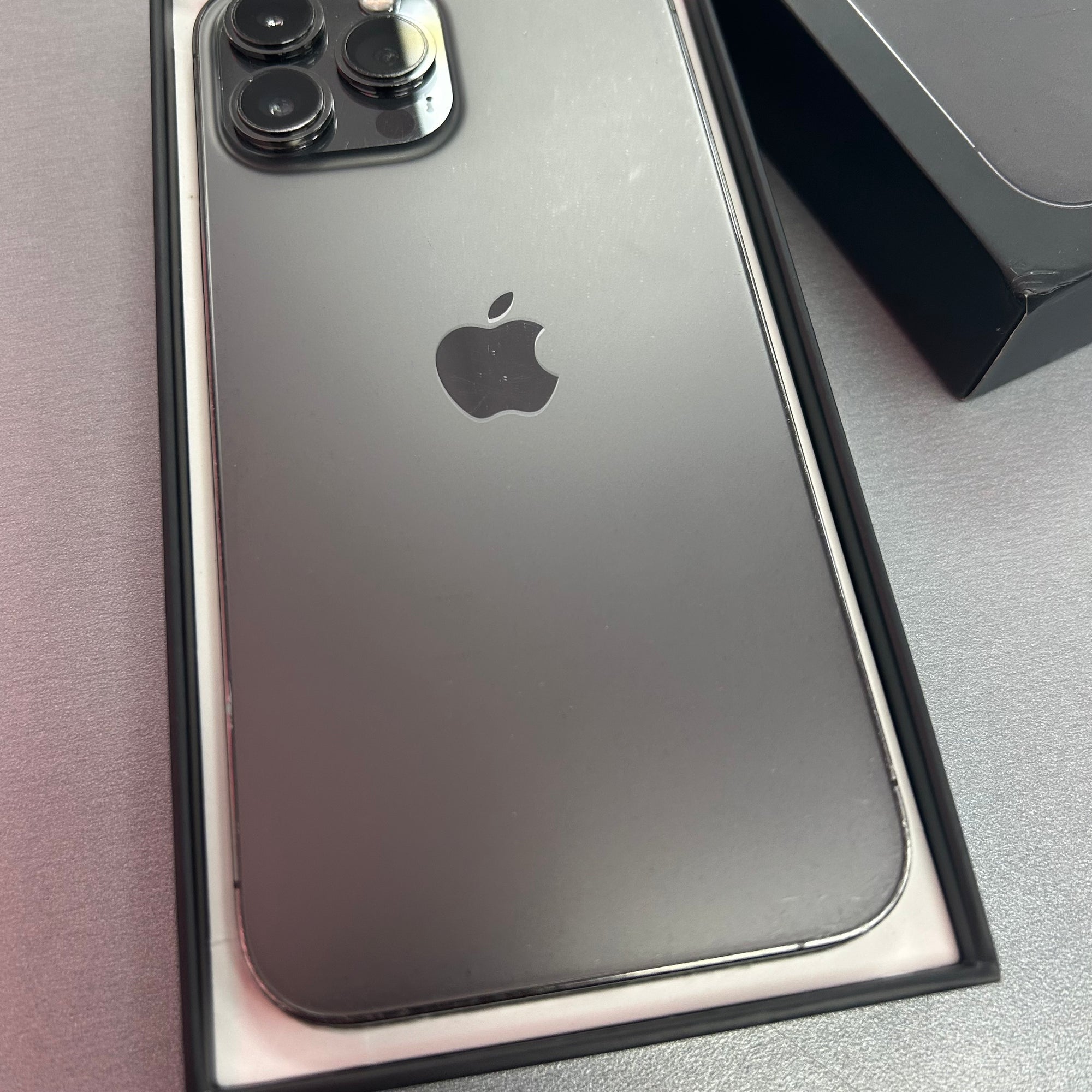 Apple iPhone 13 Pro Max 6.7” 128GB Graphite - 100% Battery Health