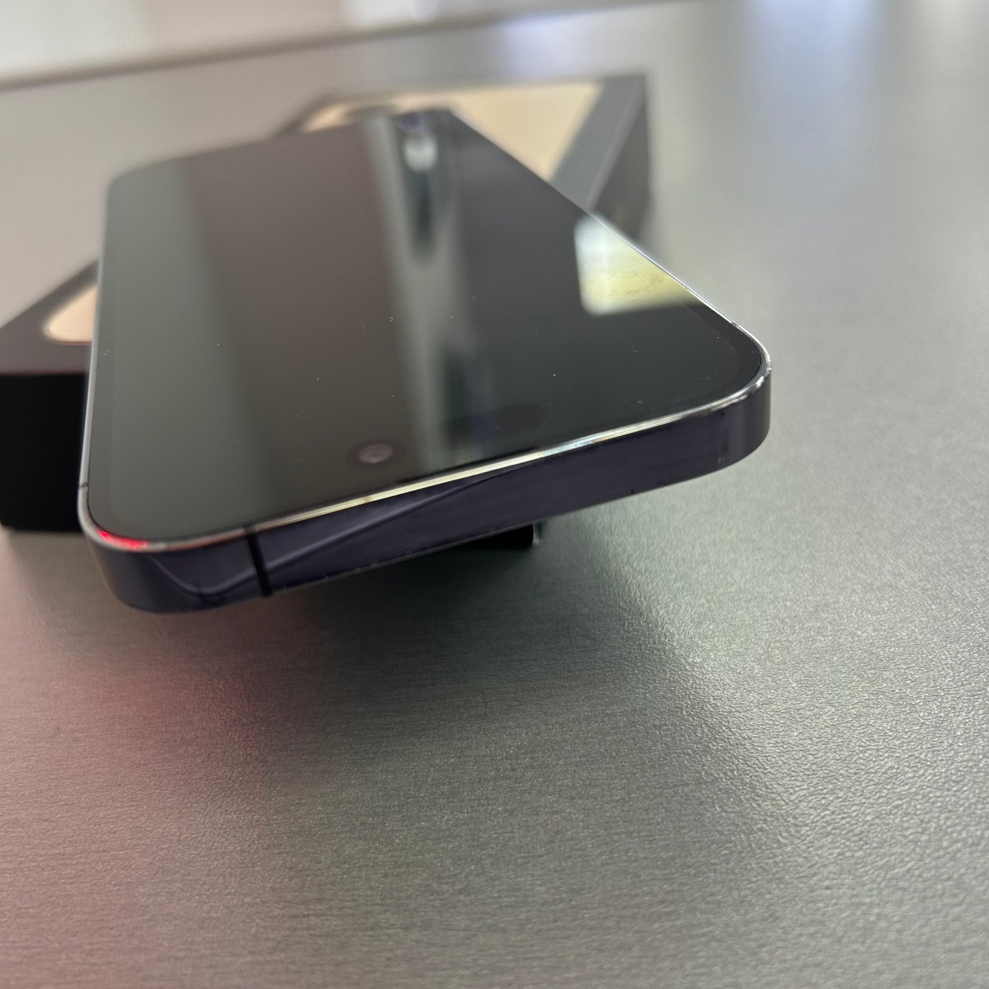 Apple iPhone 14 Pro - Purple 128GB &amp; 100% Battery Health