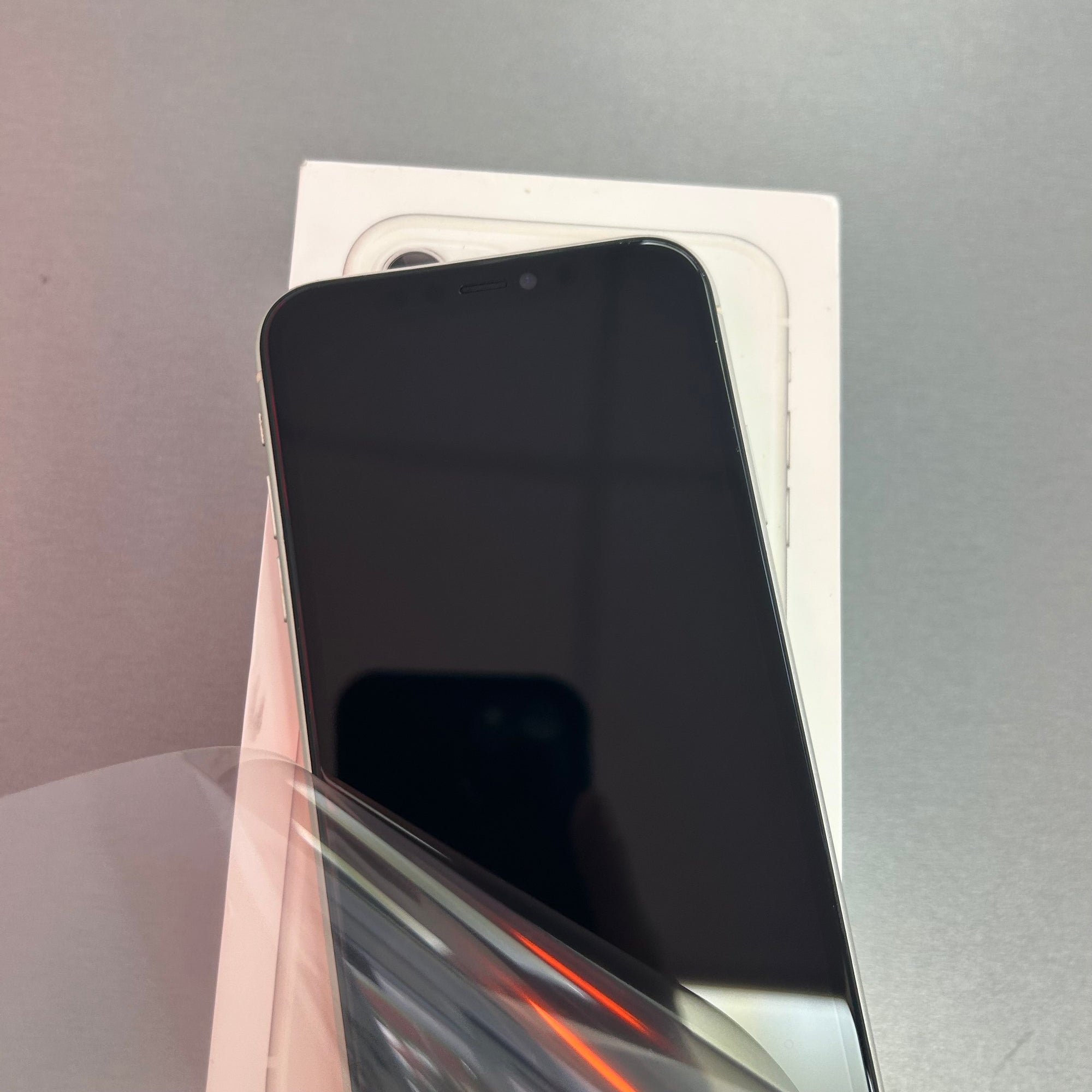 Apple iPhone 11 White 64GB Unlocked