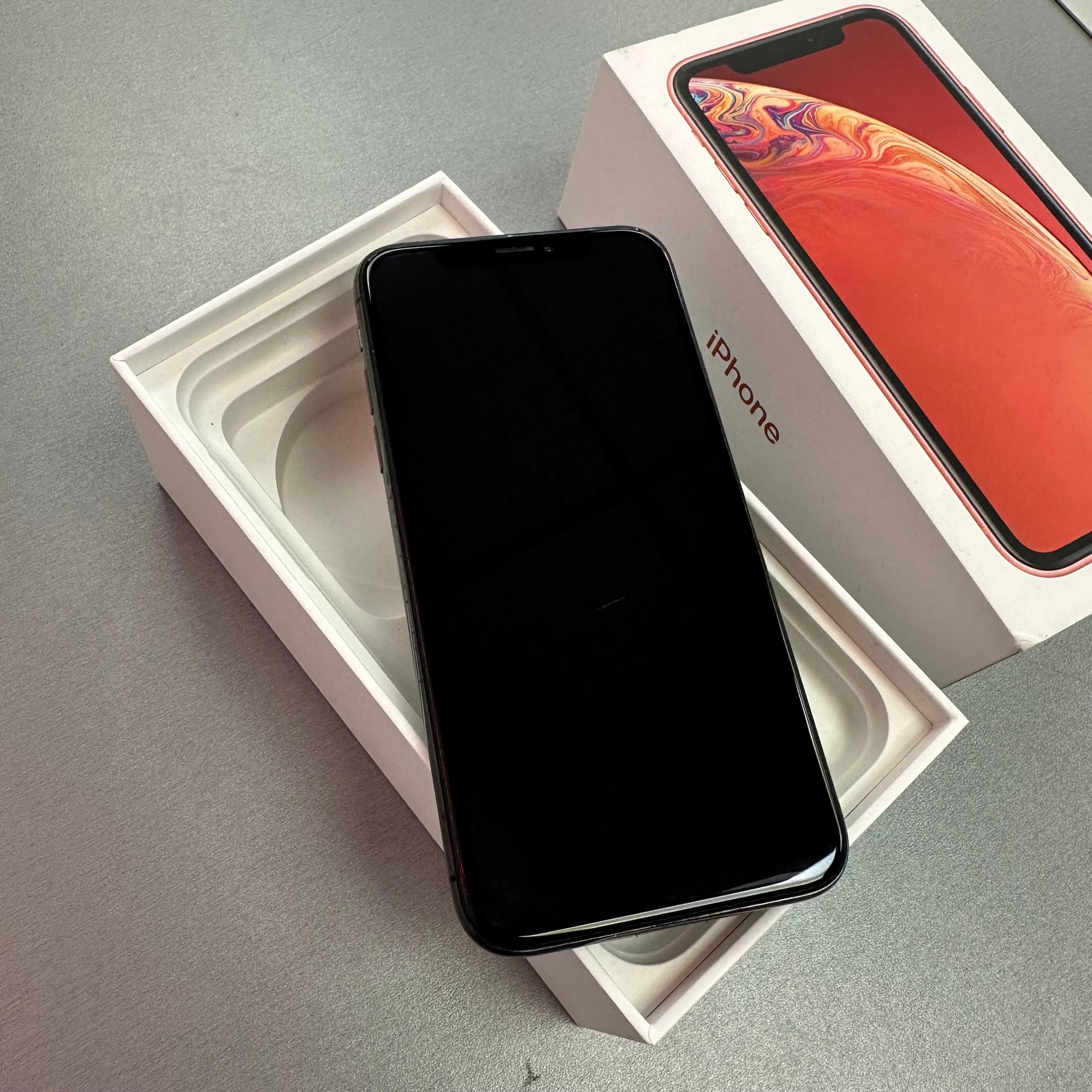 Apple iPhone X Space Grey 256GB - 100% Battery Health