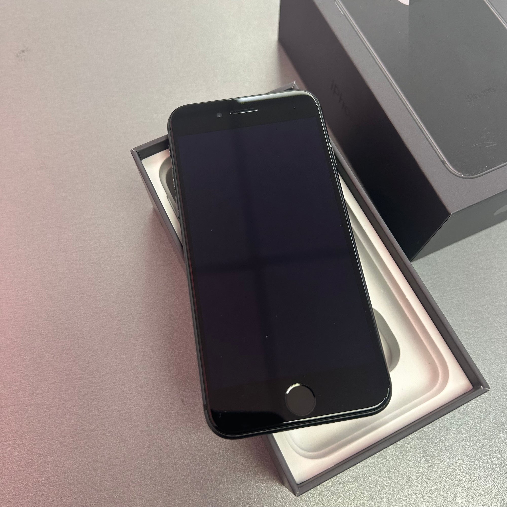 Apple iPhone 8 Black 64GB - 100% Battery Health