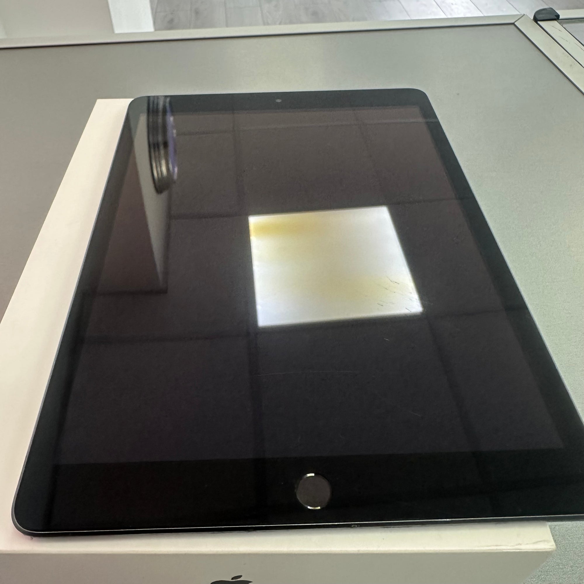 Apple iPad 9th Generation 64GB Space Grey Wi-Fi Edition