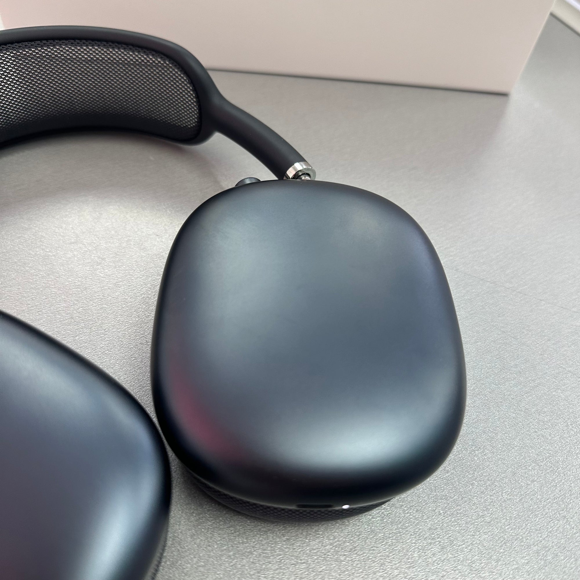 Apple AirPods Max 2 USB C Midnight - Excellent Condition Second Hand