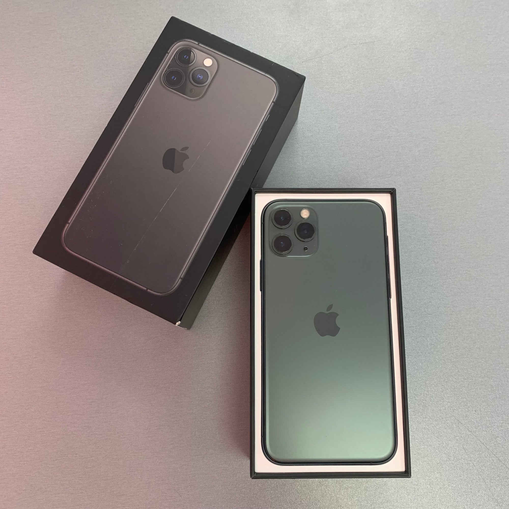 Apple Iphone 11 Pro 256GB Midnight Green Unlocked 100% Battery Health