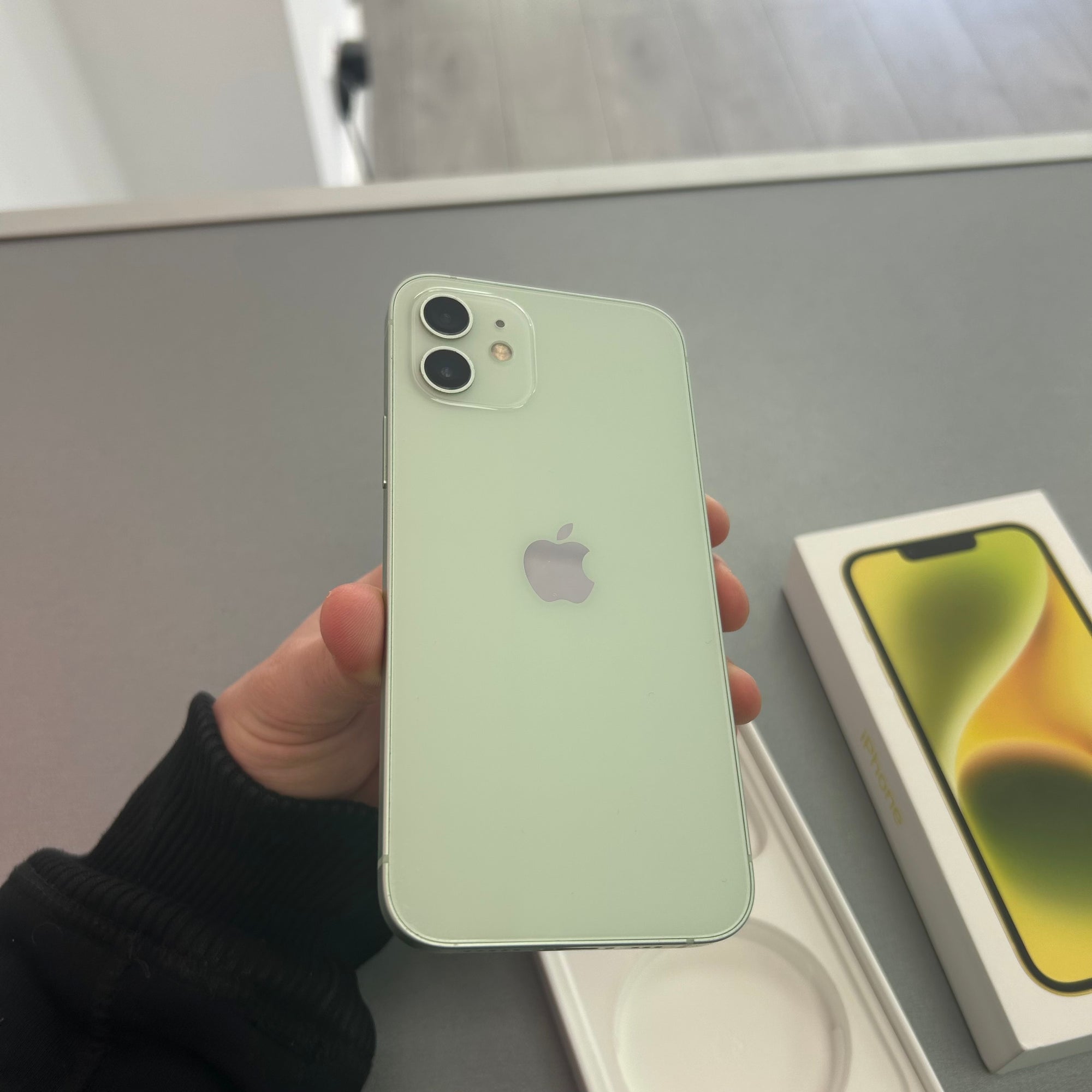 Apple iPhone 12 64GB Green - No Face ID