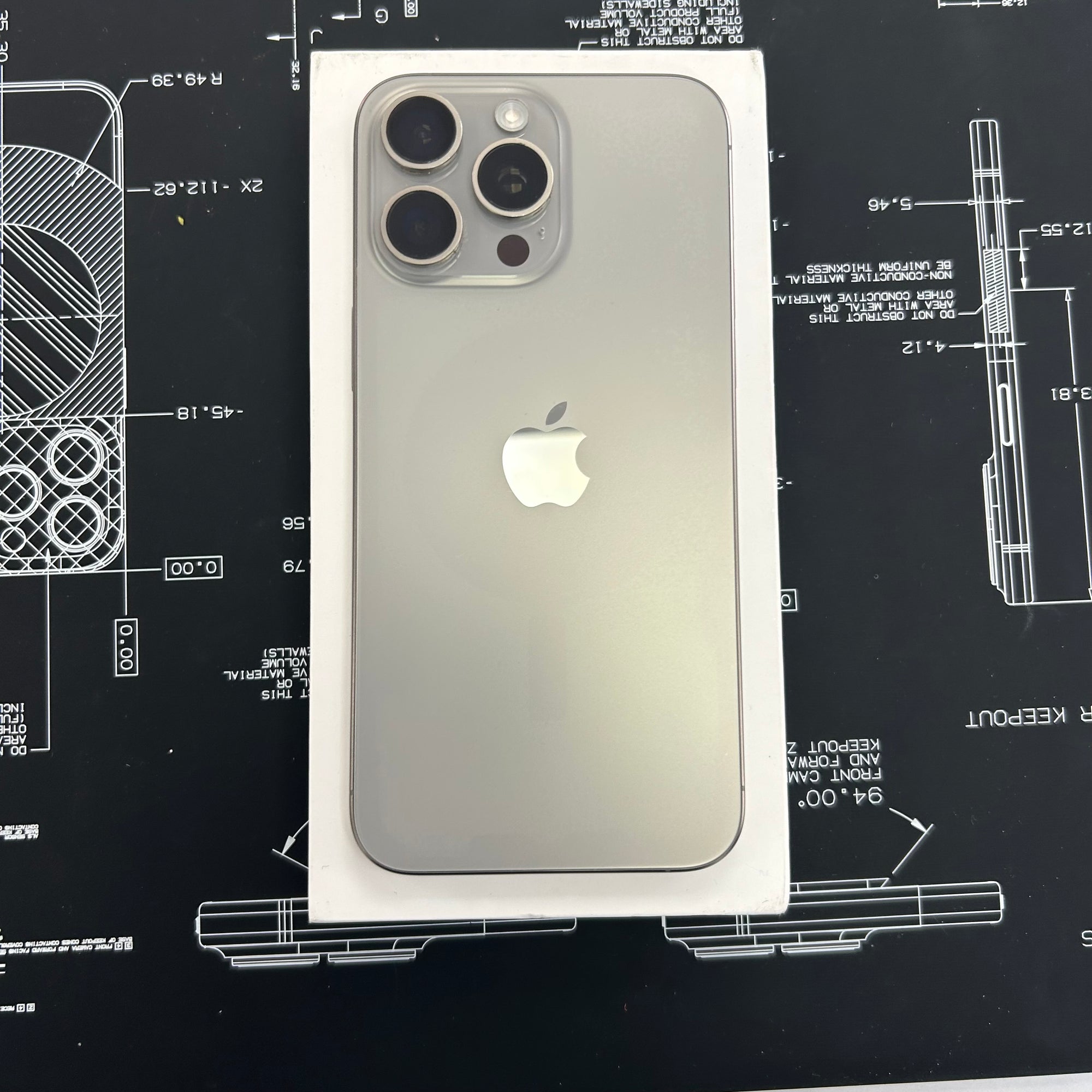 Apple iPhone 15 Pro Max 256GB Natural Titanium