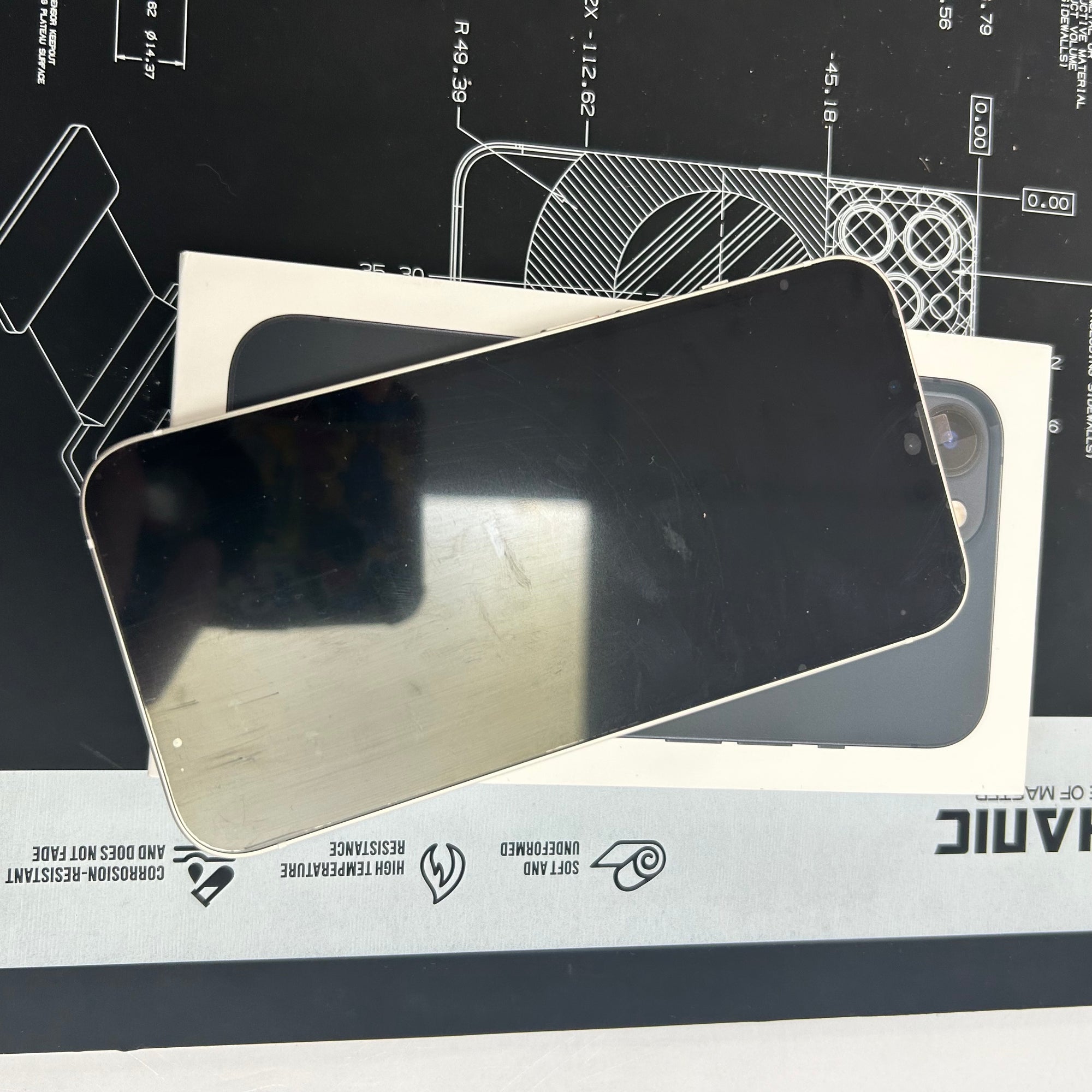 Apple iPhone 13 128GB White 100% Battery Health