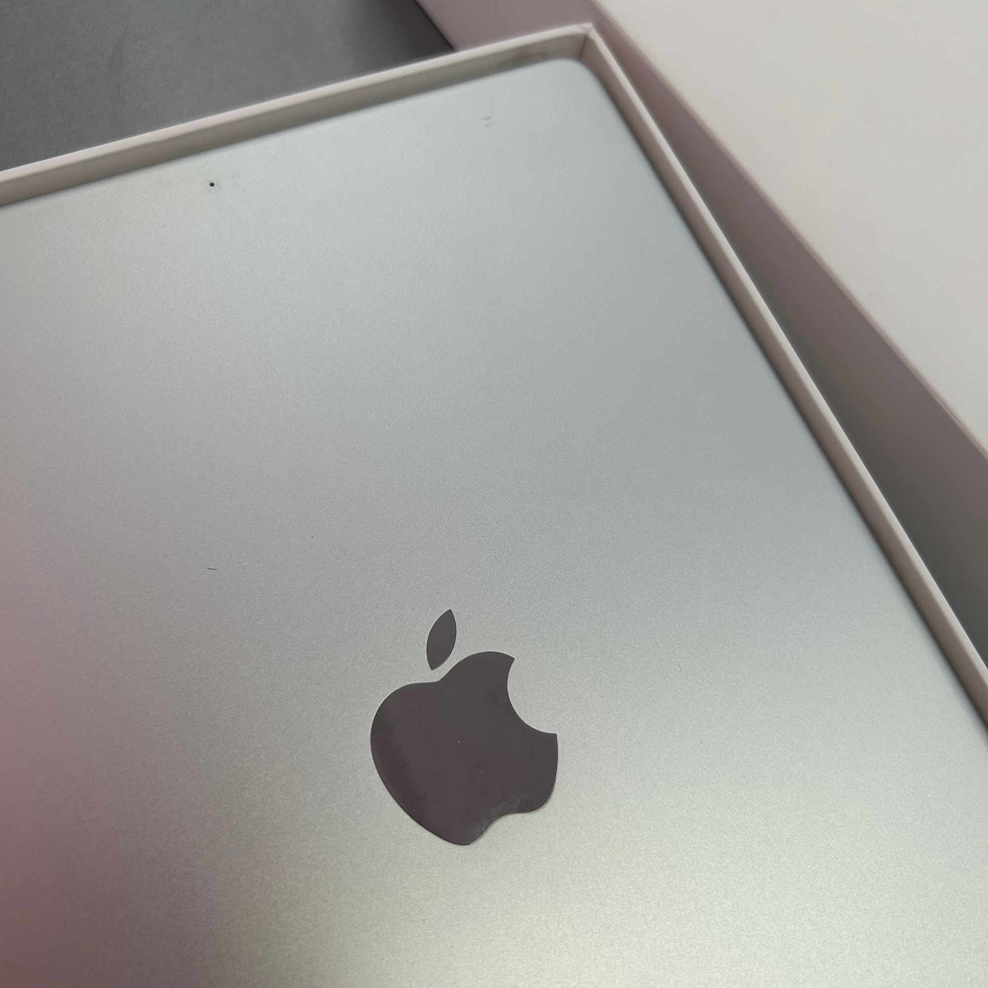 Apple iPad 8th Generation - 32GB Silver Wi-Fi Edition