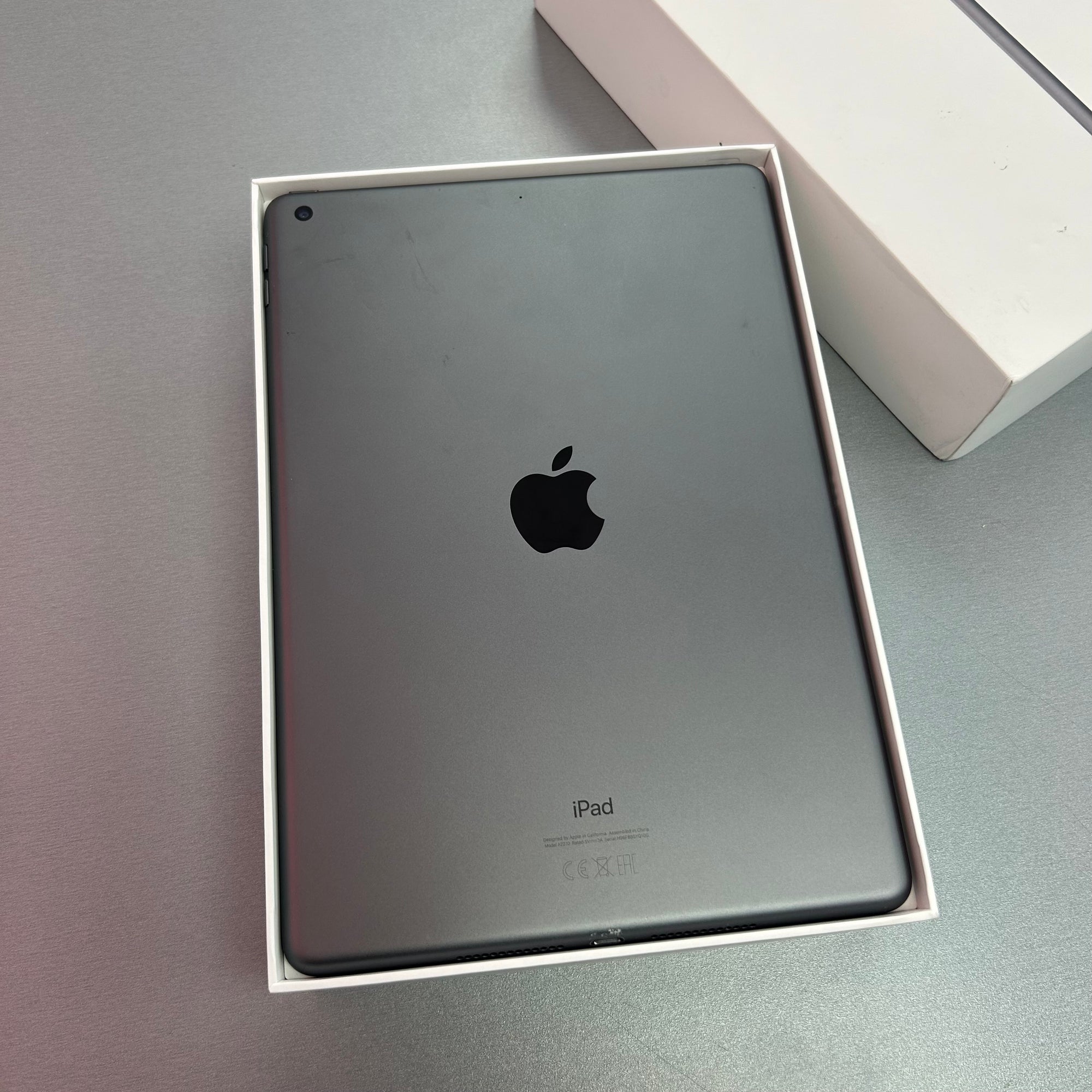Apple iPad 8th Generation - 128GB Space Grey Wi-Fi Latest software