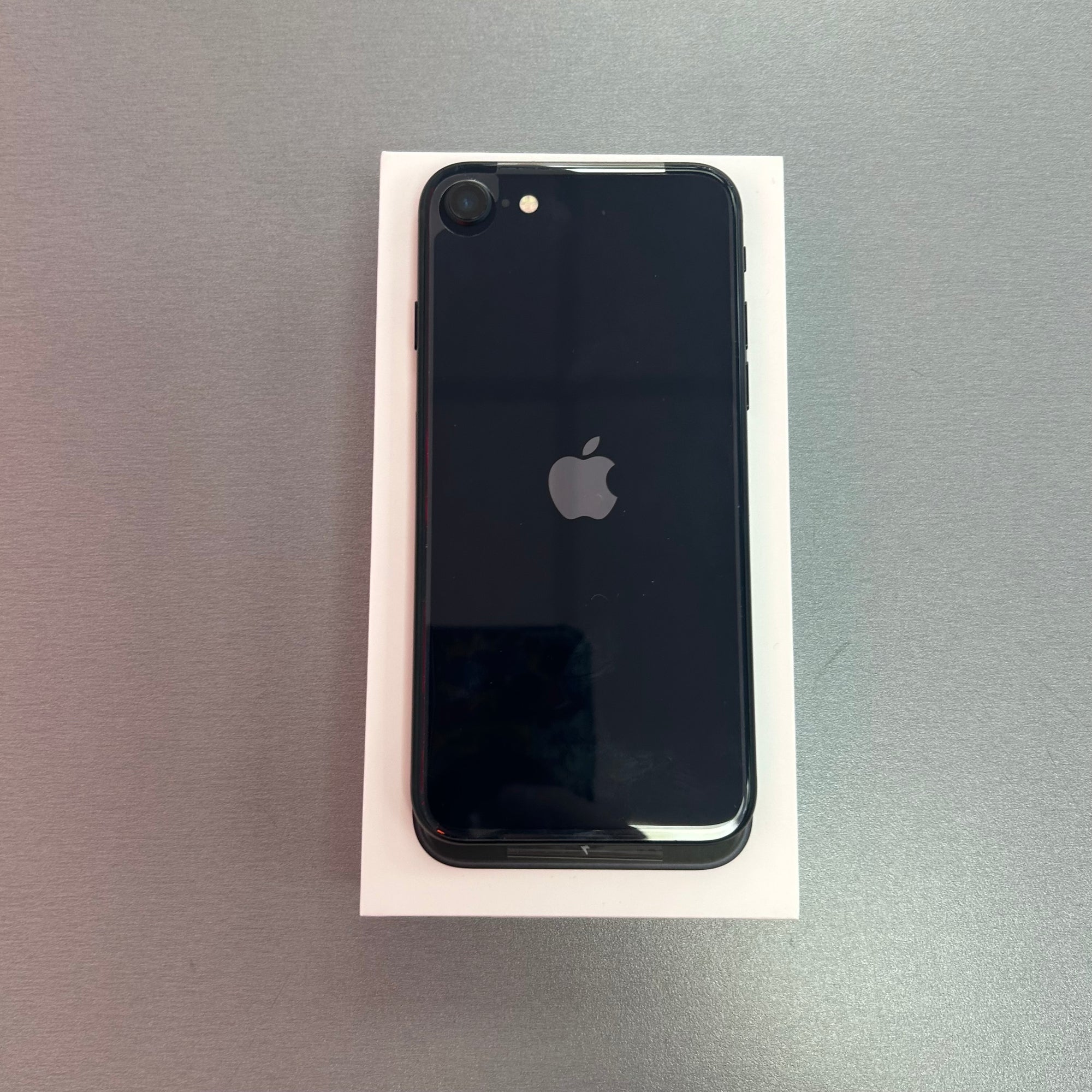 iPhone SE 3rd Generation (2022) 64GB Midnight 100% Battery Health