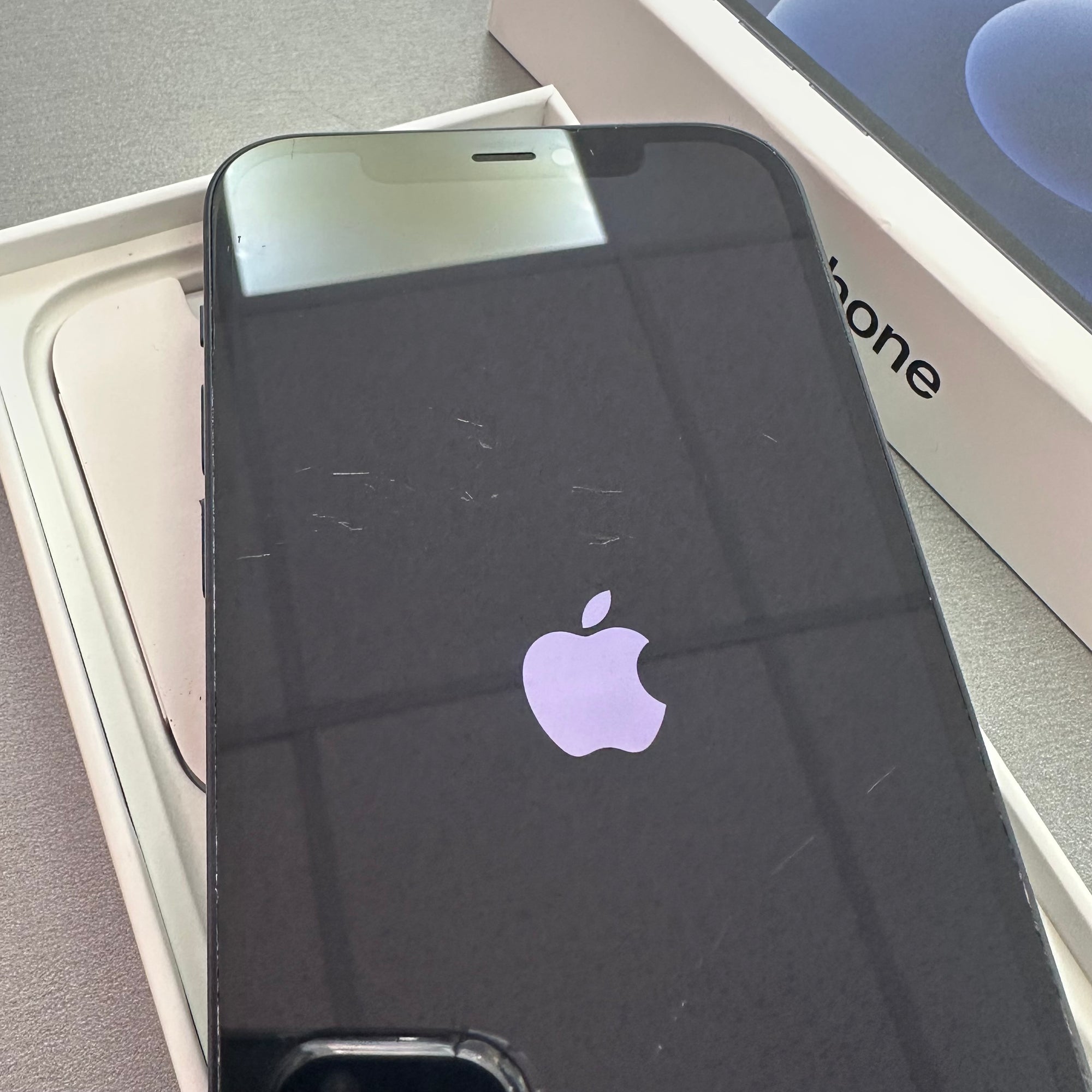 Apple iPhone 12 64GB Black - 100% Battery Health