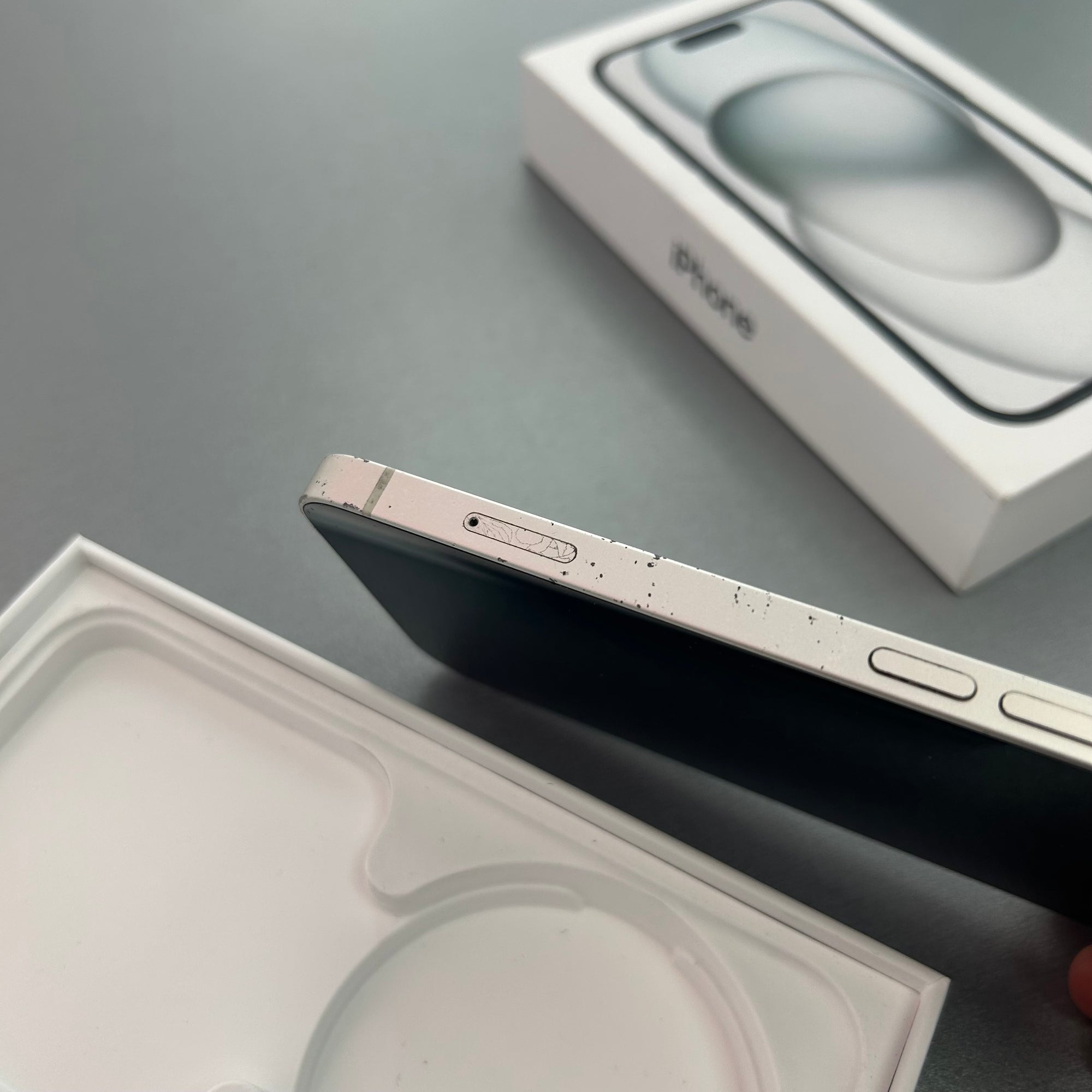 Apple iPhone 14 128GB Starlight - 88% Battery Health &amp; Grade C