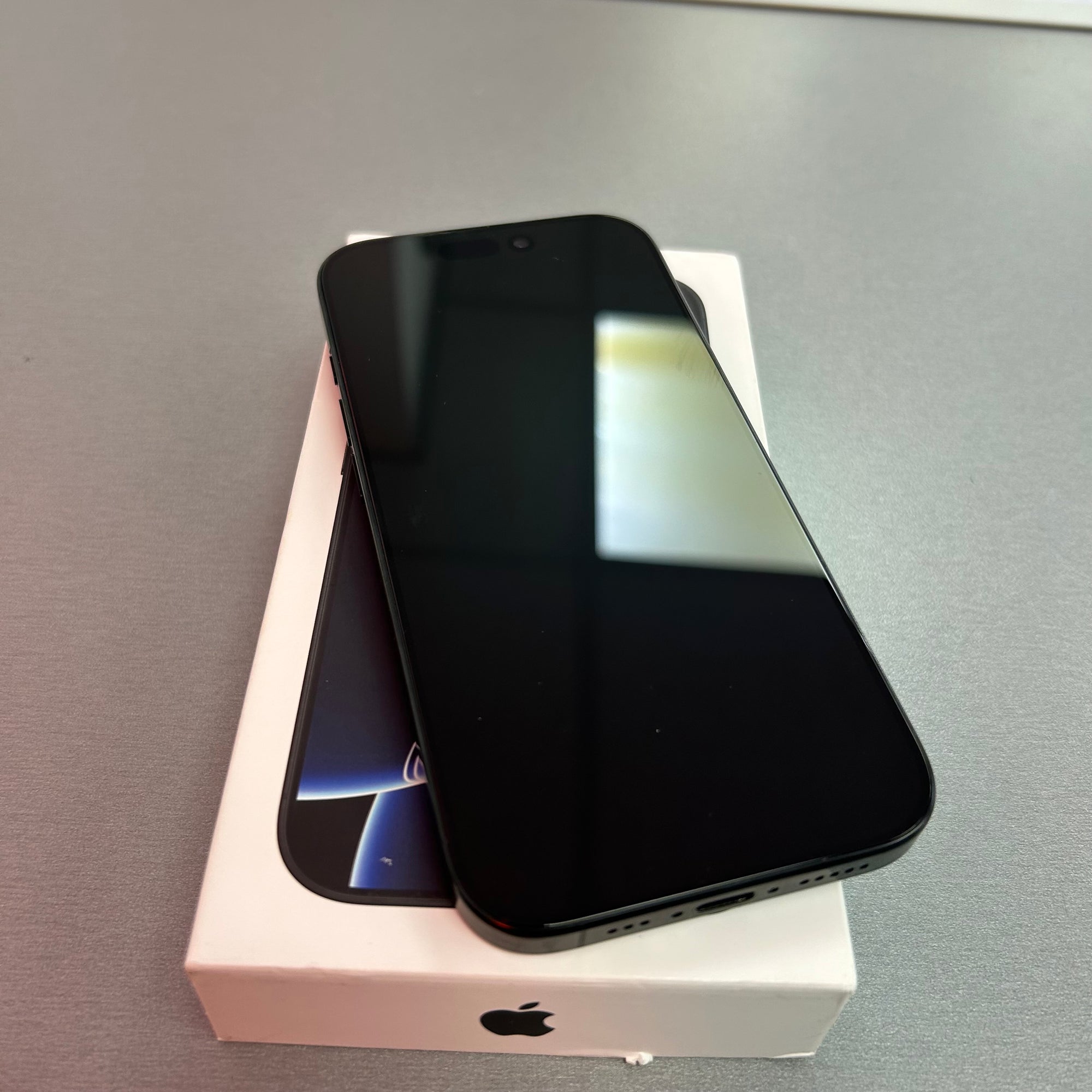 Apple iPhone 16 Pro 256GB Black Titanium 100% Battery Grade A