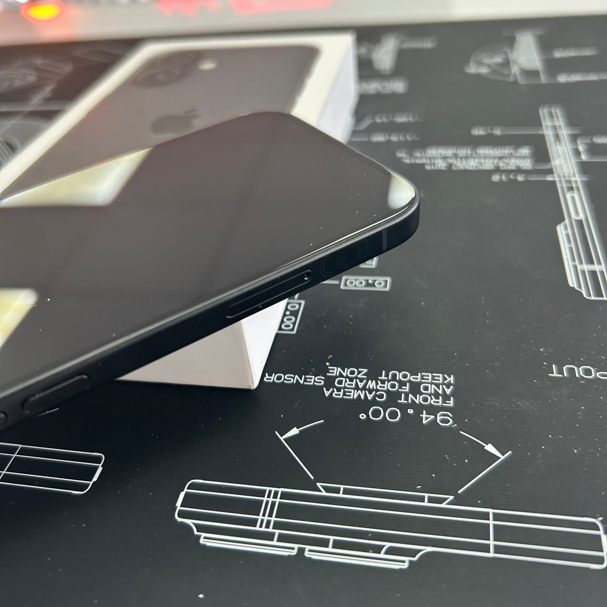 Apple iPhone 16 128GB Black 100% Battery Health