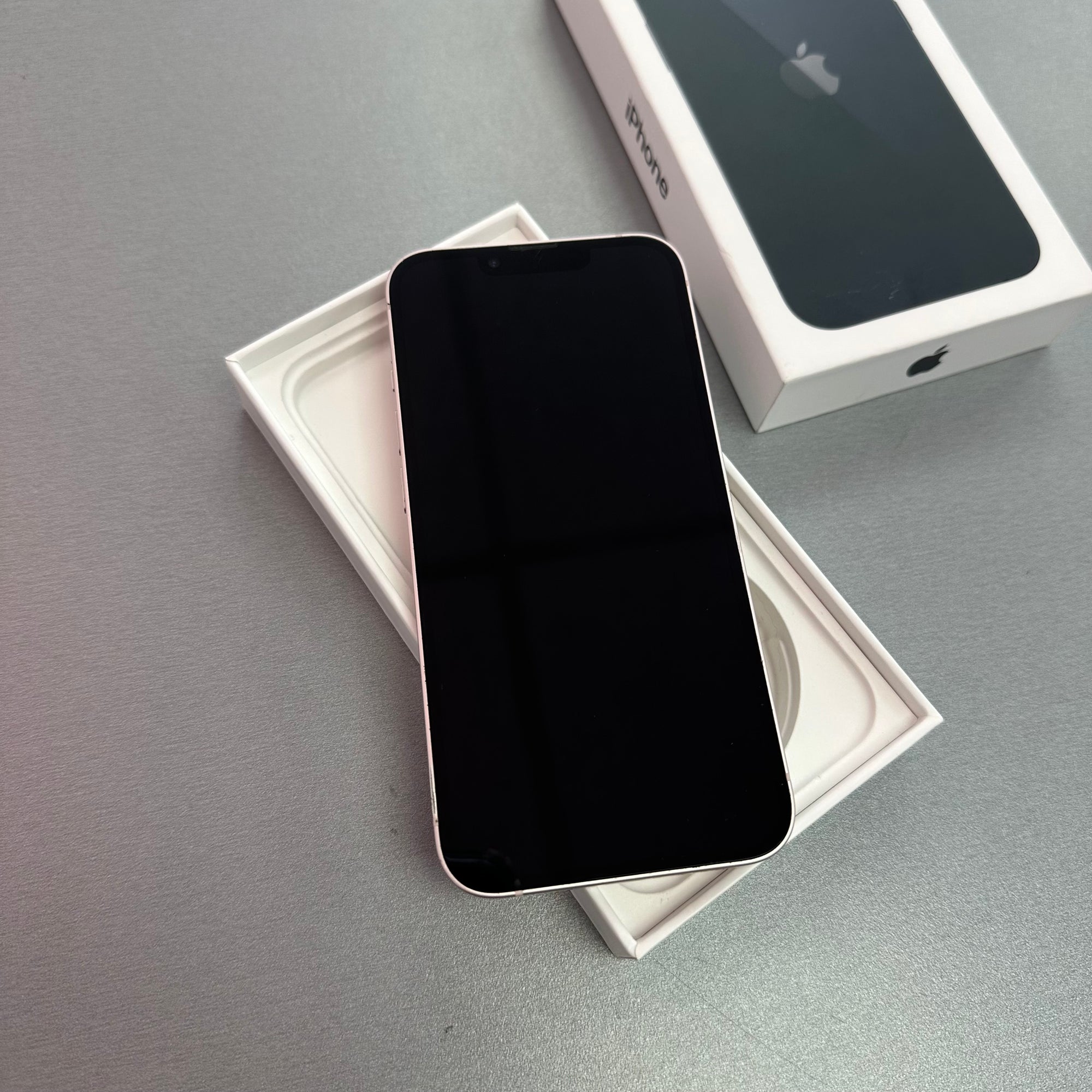 Apple iPhone 13 128GB Pink - 100% Battery Health