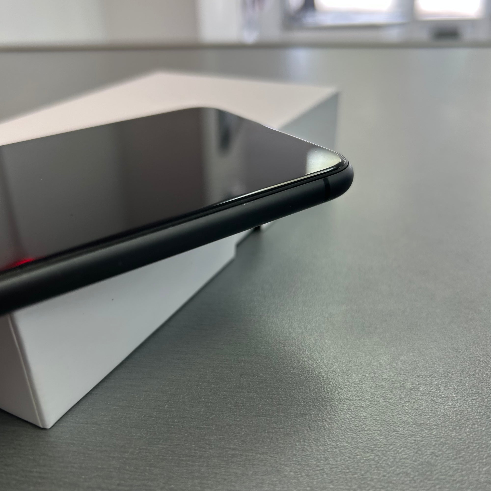 Apple iPhone 11 Black 128GB -  100% Battery Health