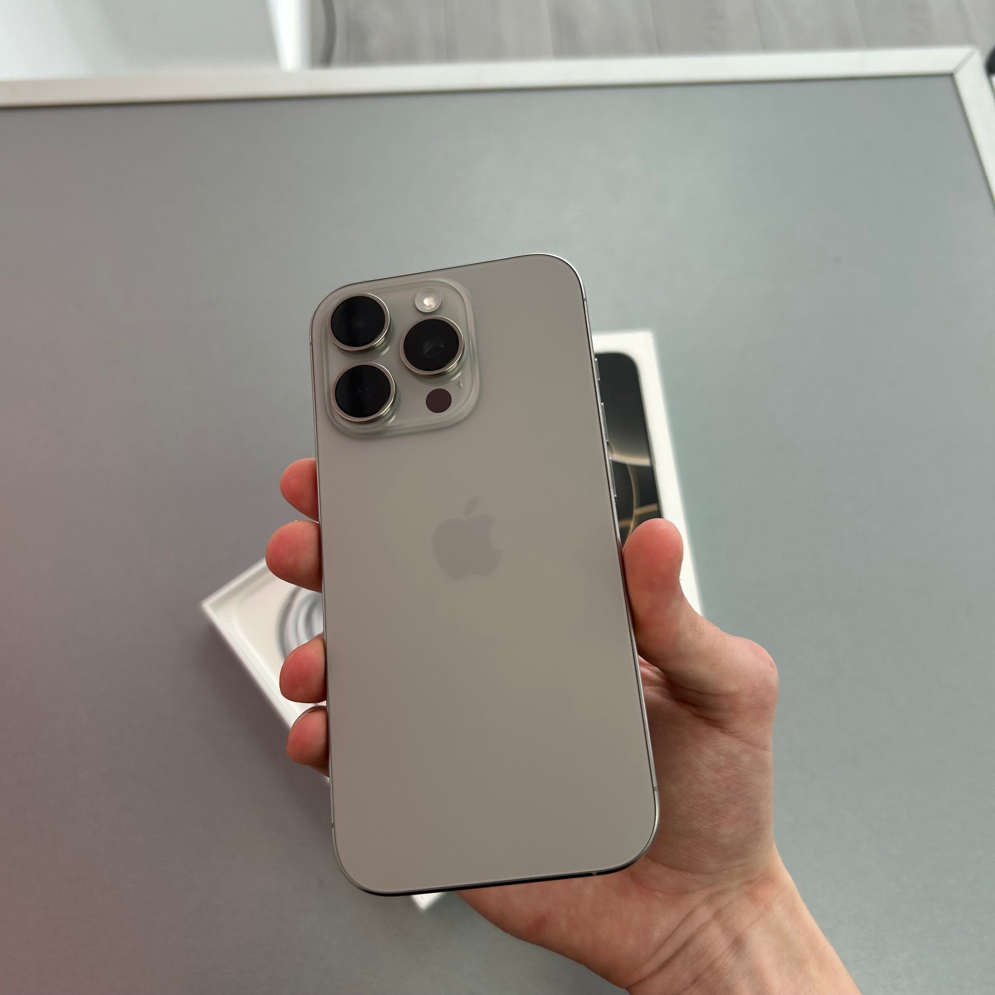 Apple iPhone 16 Pro 128GB Natural Titanium