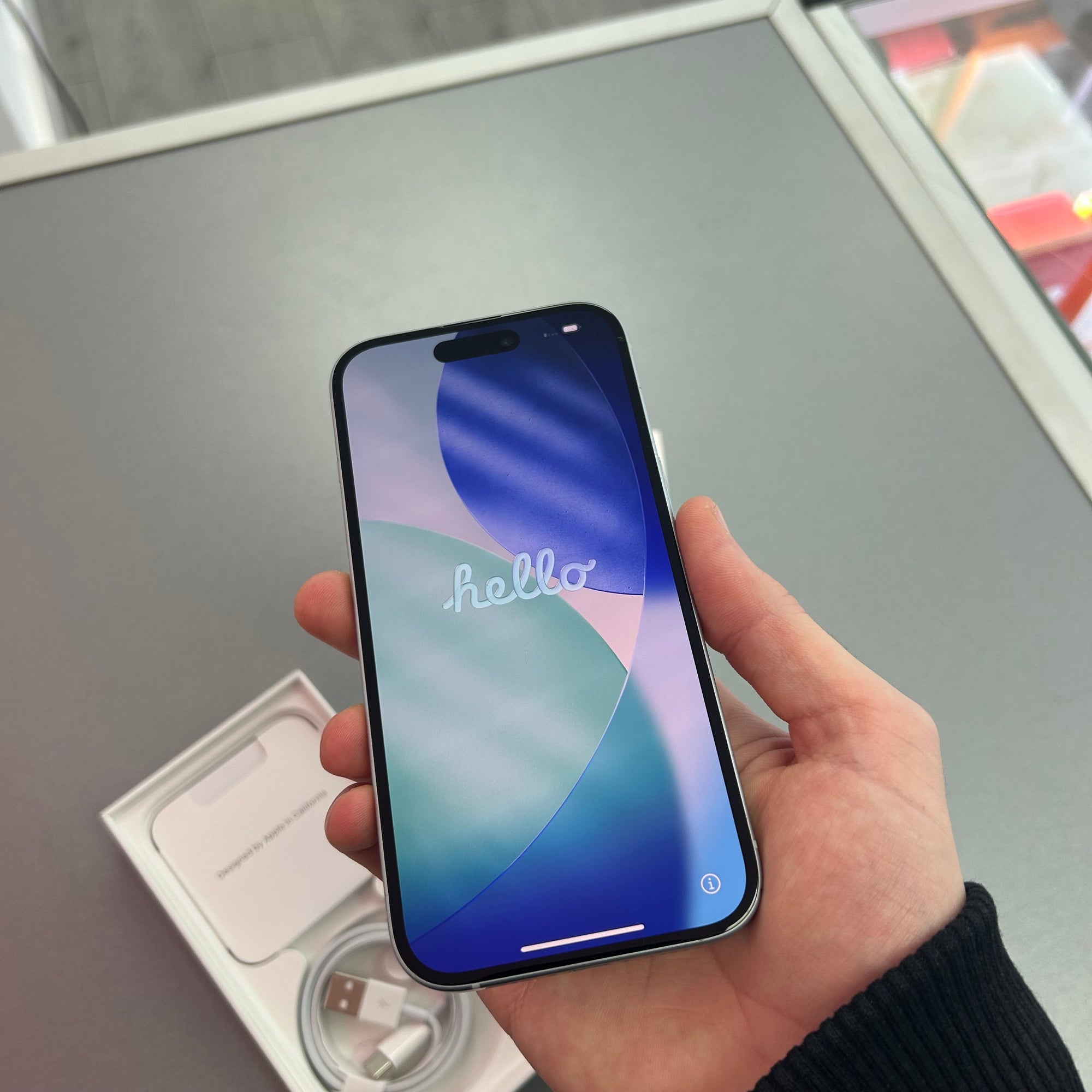 Apple iPhone 15 128GB Blue 95% Battery Health