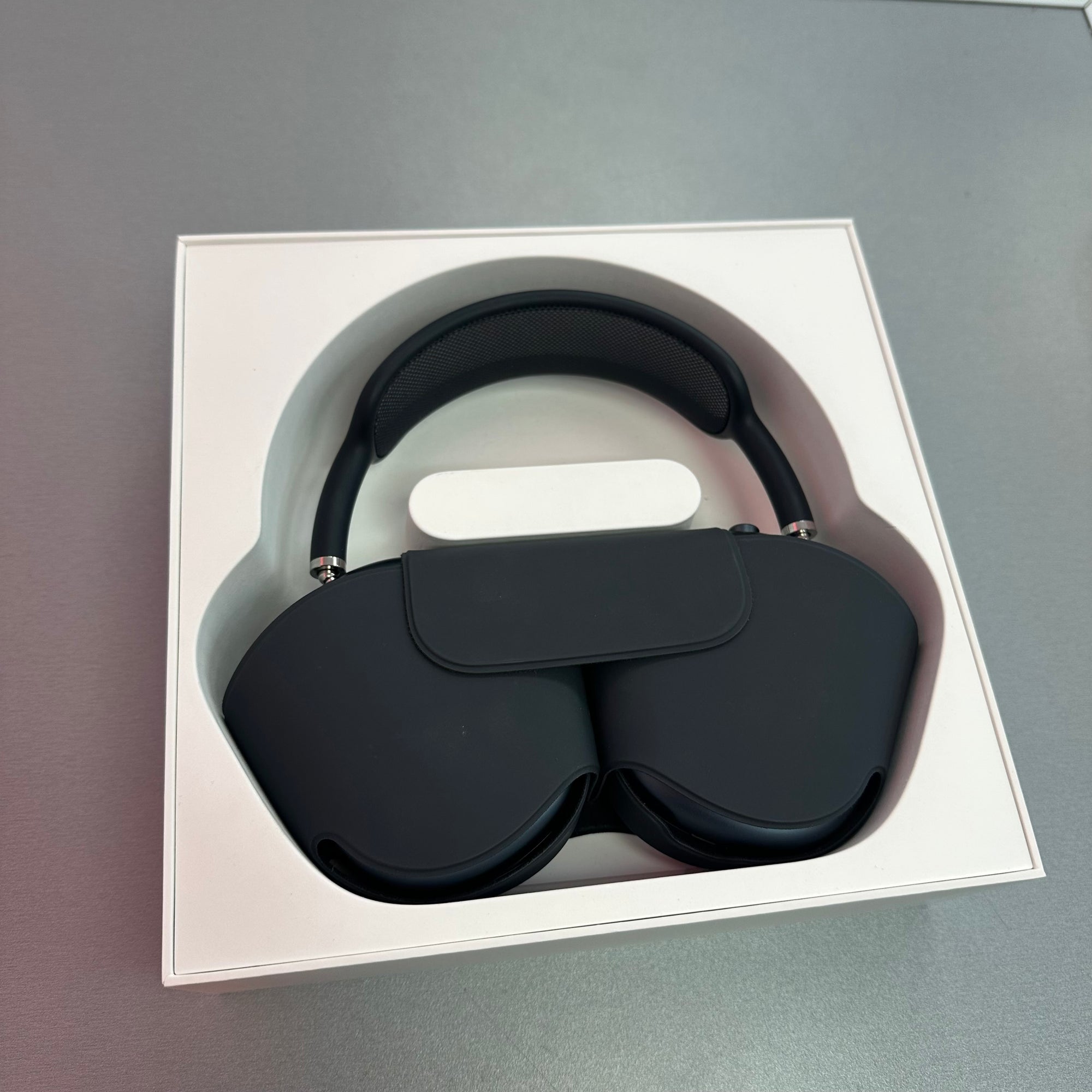 Apple AirPods Max 2 USB C Midnight - Excellent Condition Second Hand