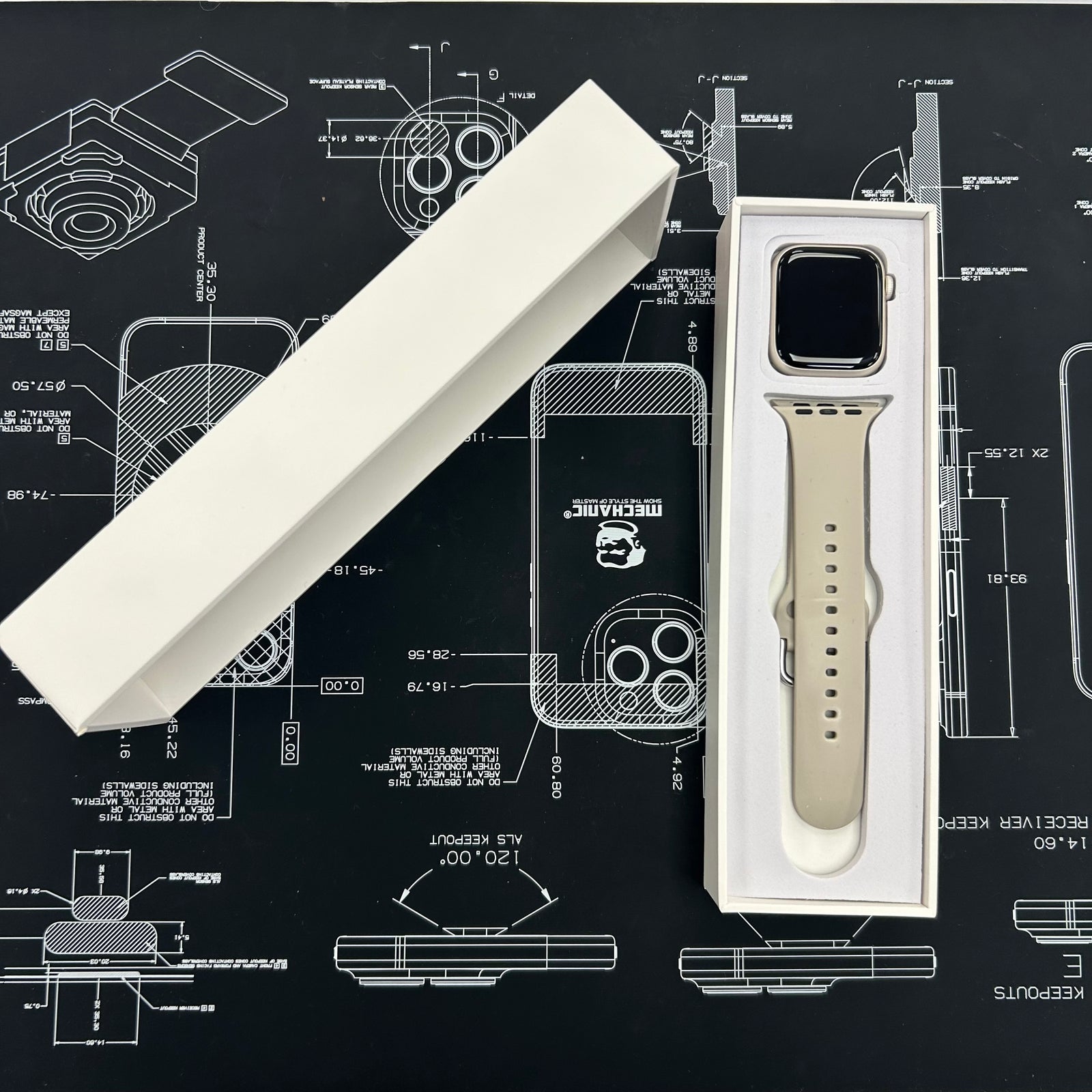 Apple Watch Series 8, 41mm GPS and Cellular Silver Aluminium Case & White Sports Band