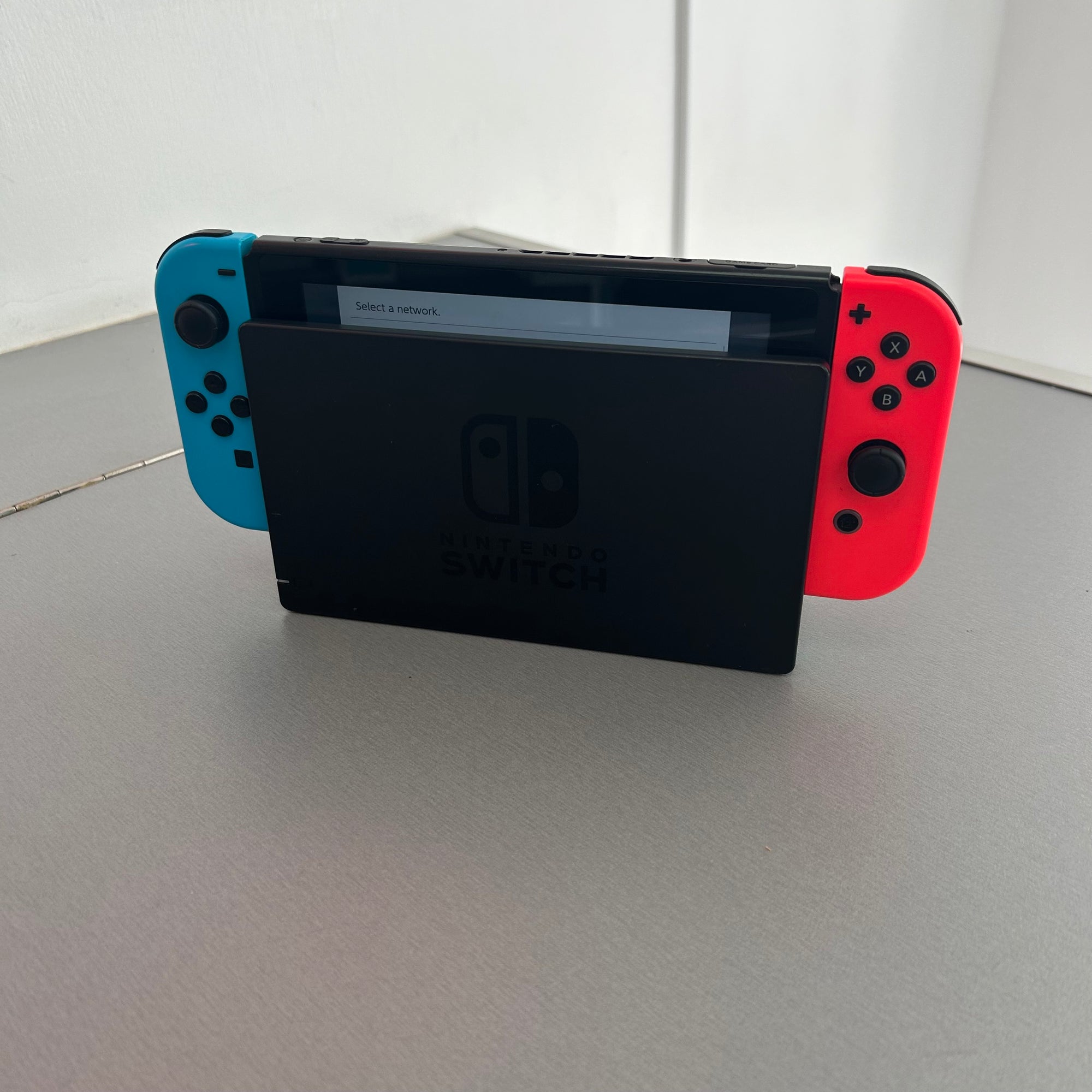 Nintendo Switch Red &amp; Blue 32GB