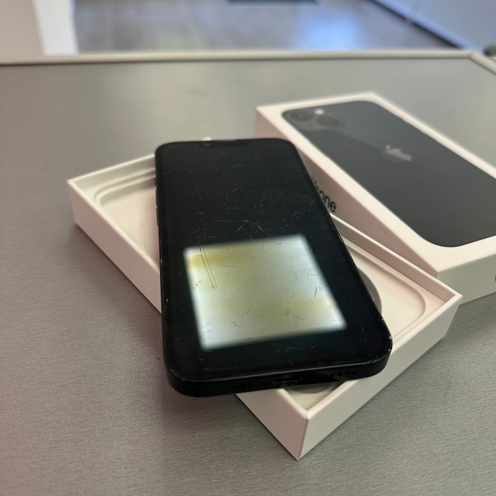 Apple iPhone 14 128GB Midnight - 100% Battery Health, Grade C