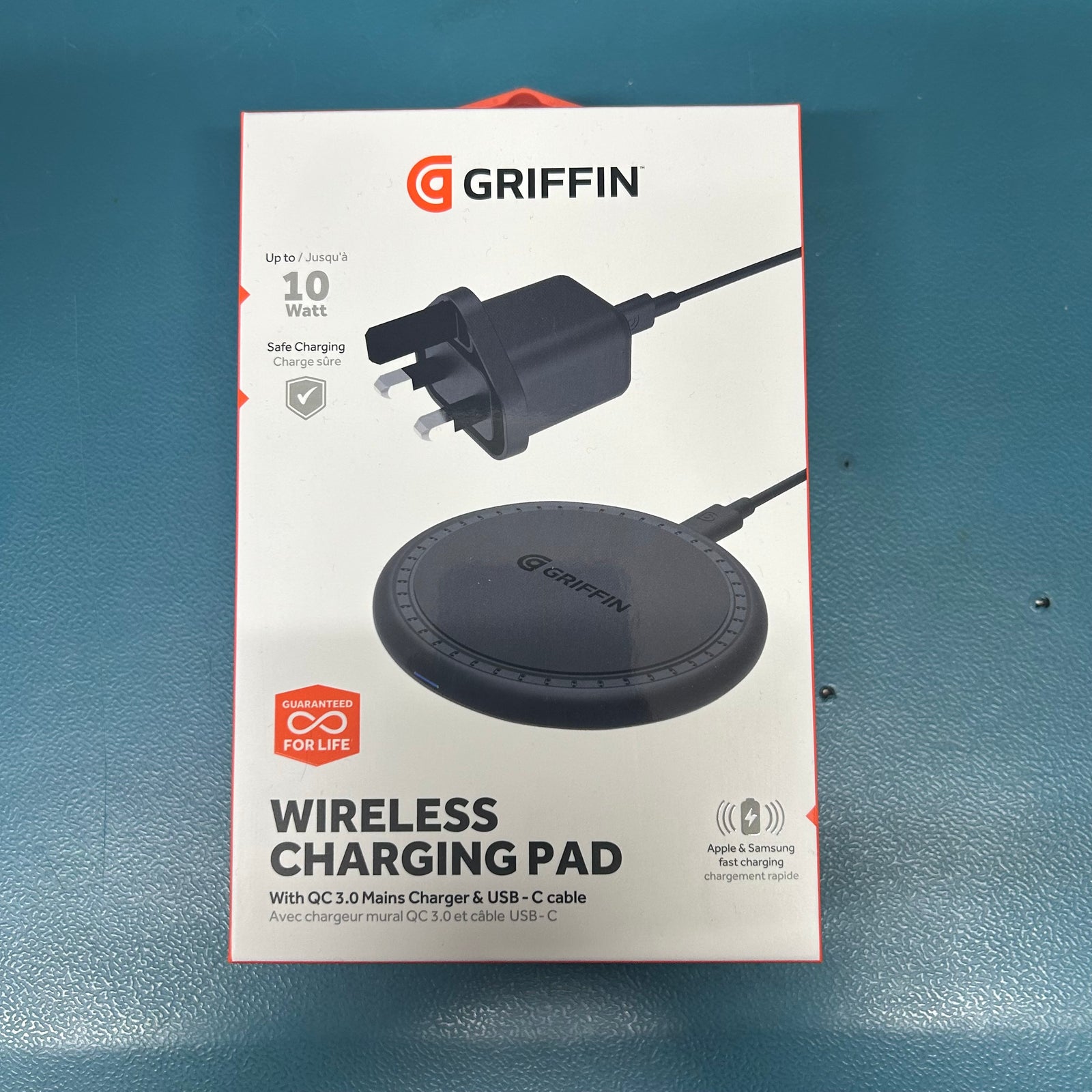 Griffin Wireless Charging Pad and Plug