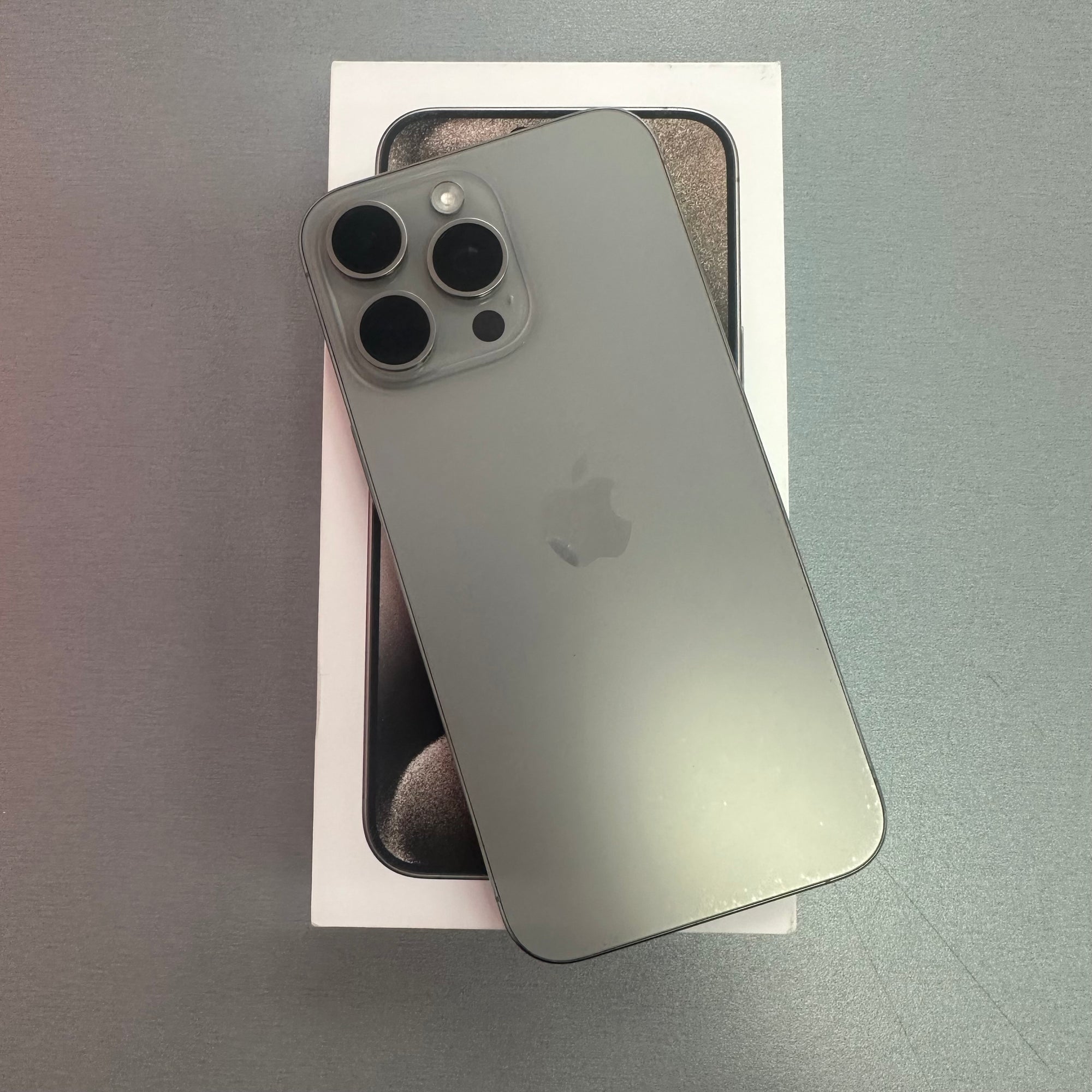 Apple iPhone 15 Pro Max 256GB Natural Titanium