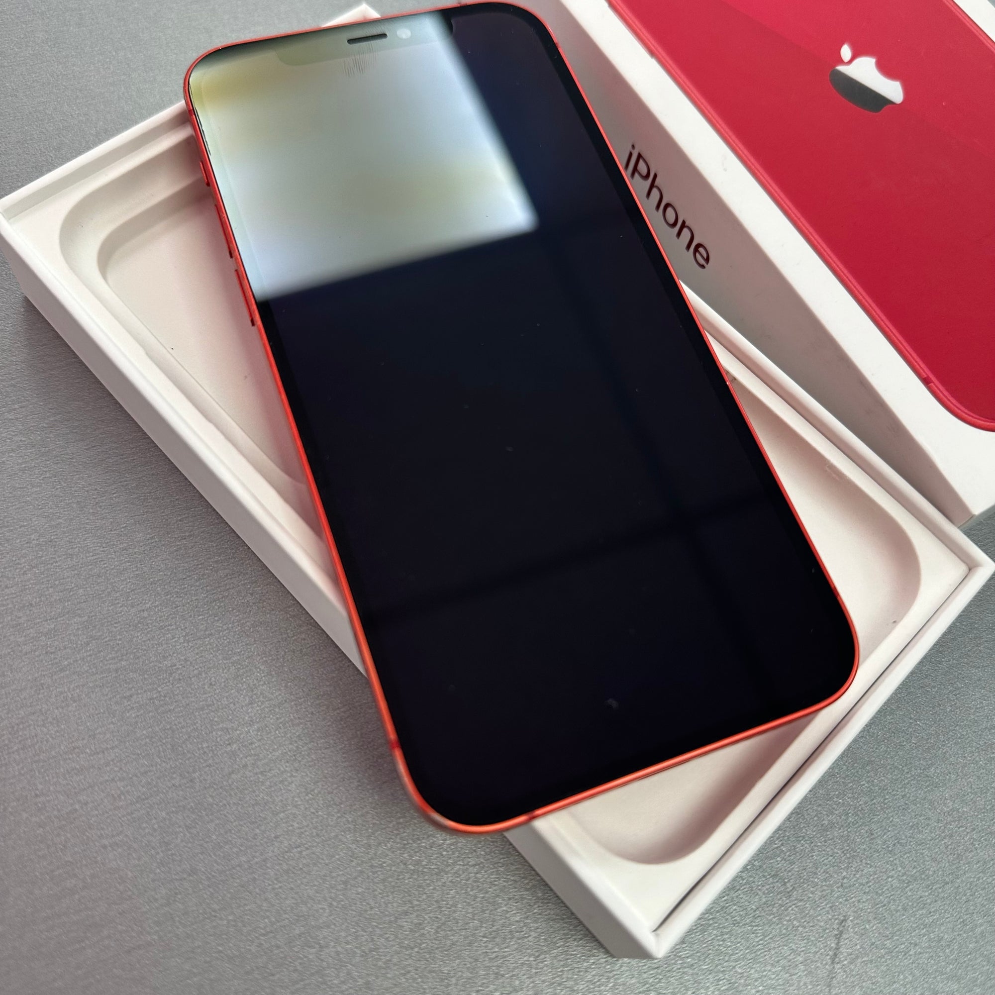 Apple iPhone 12 64GB Product Red - 100% Battery Health