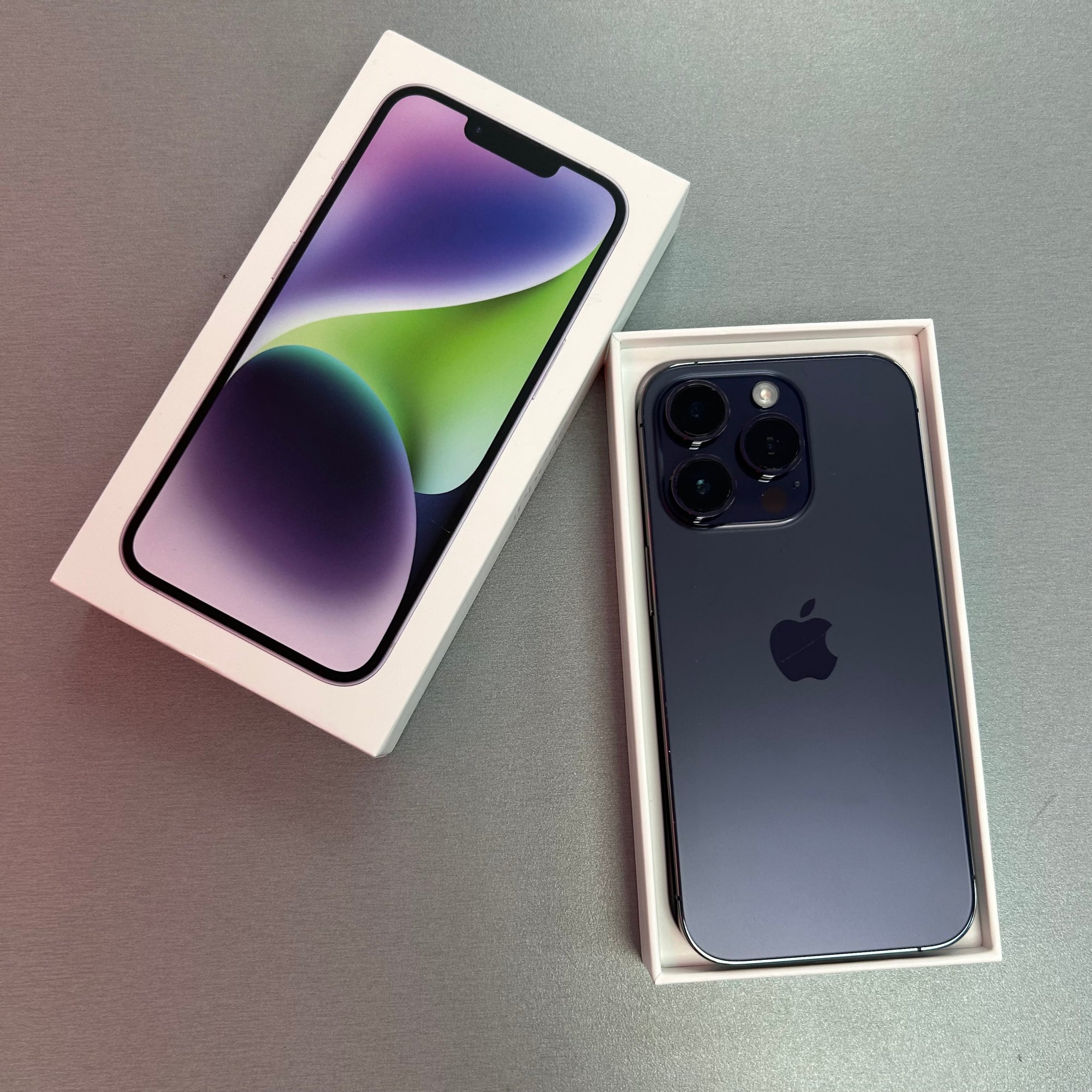 Apple iPhone 14 Pro - Deep Purple 128GB & 100% Battery Health