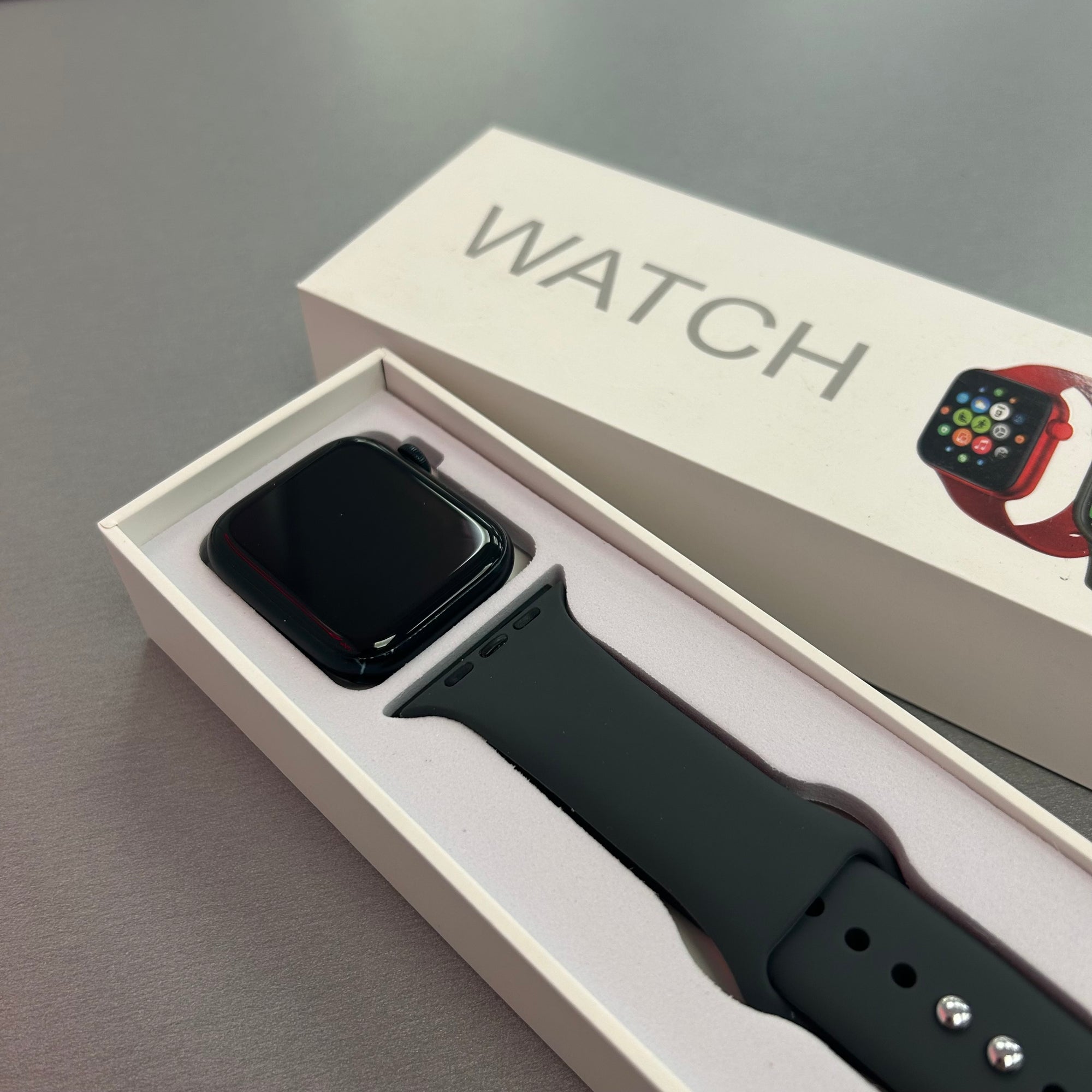 Apple Watch SE 44mm 2022 - Midnight Aluminium Case &amp; Black Sports Band - GPS Only