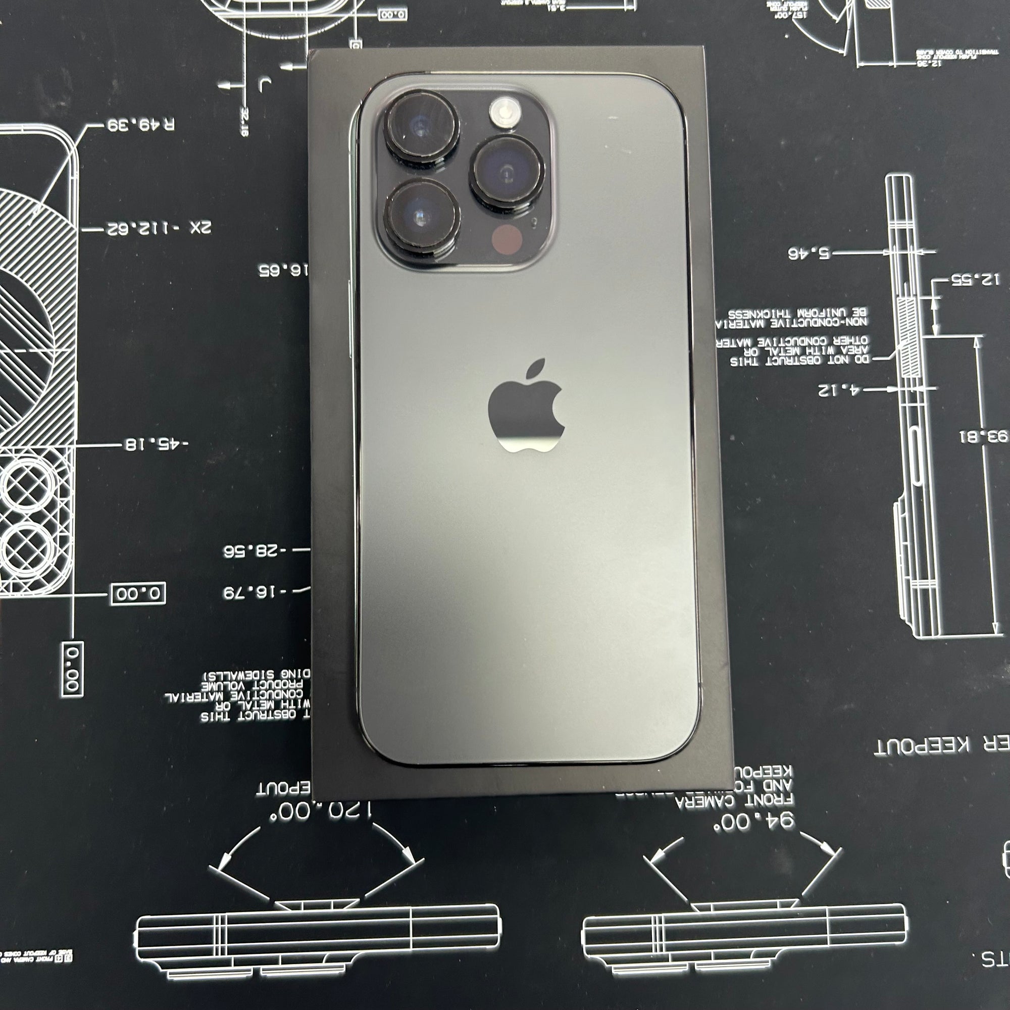 Apple iPhone 14 Pro - Black 128GB &amp; 100% Battery Health