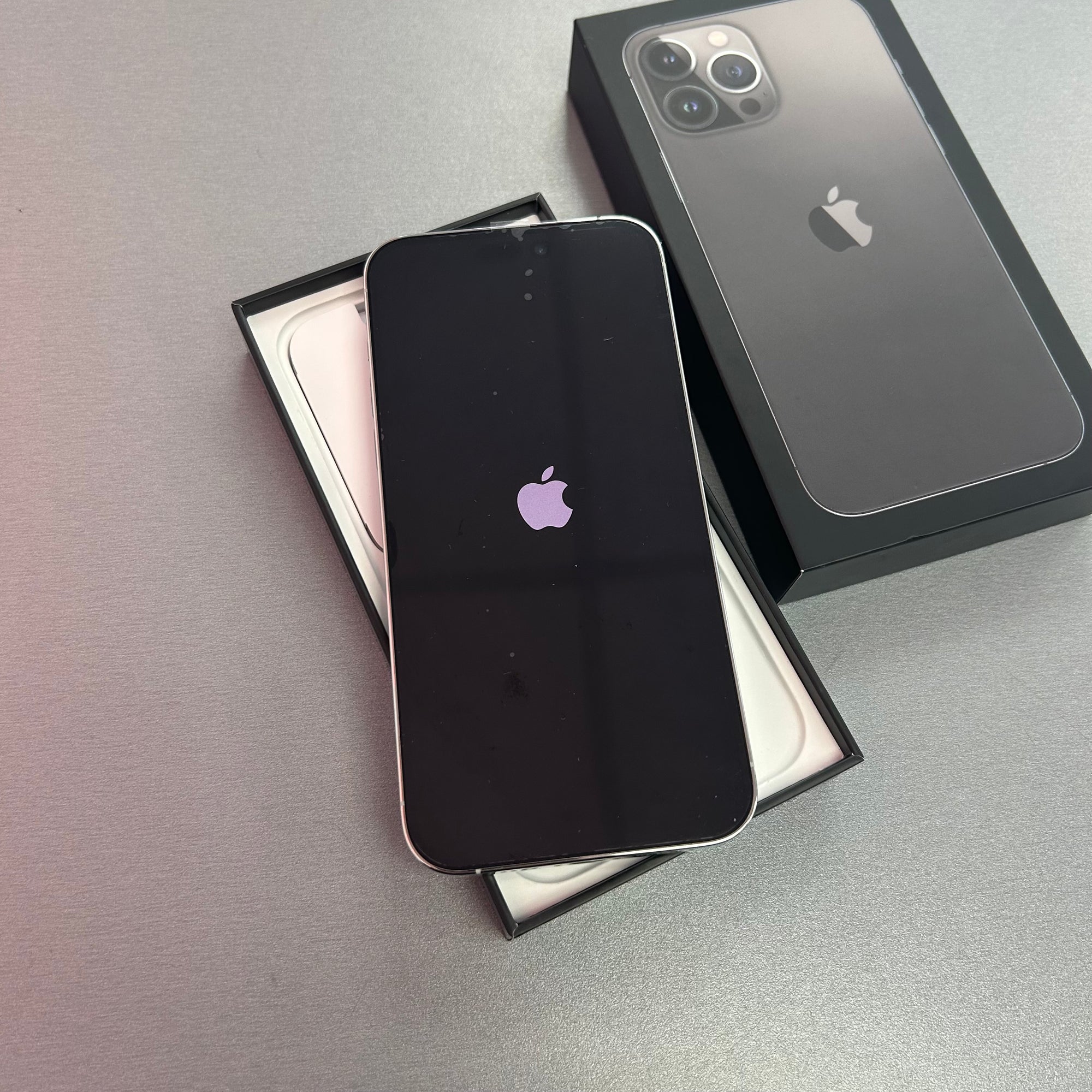 Apple iPhone 14 Pro Max Silver 128GB - 100% Battery Health