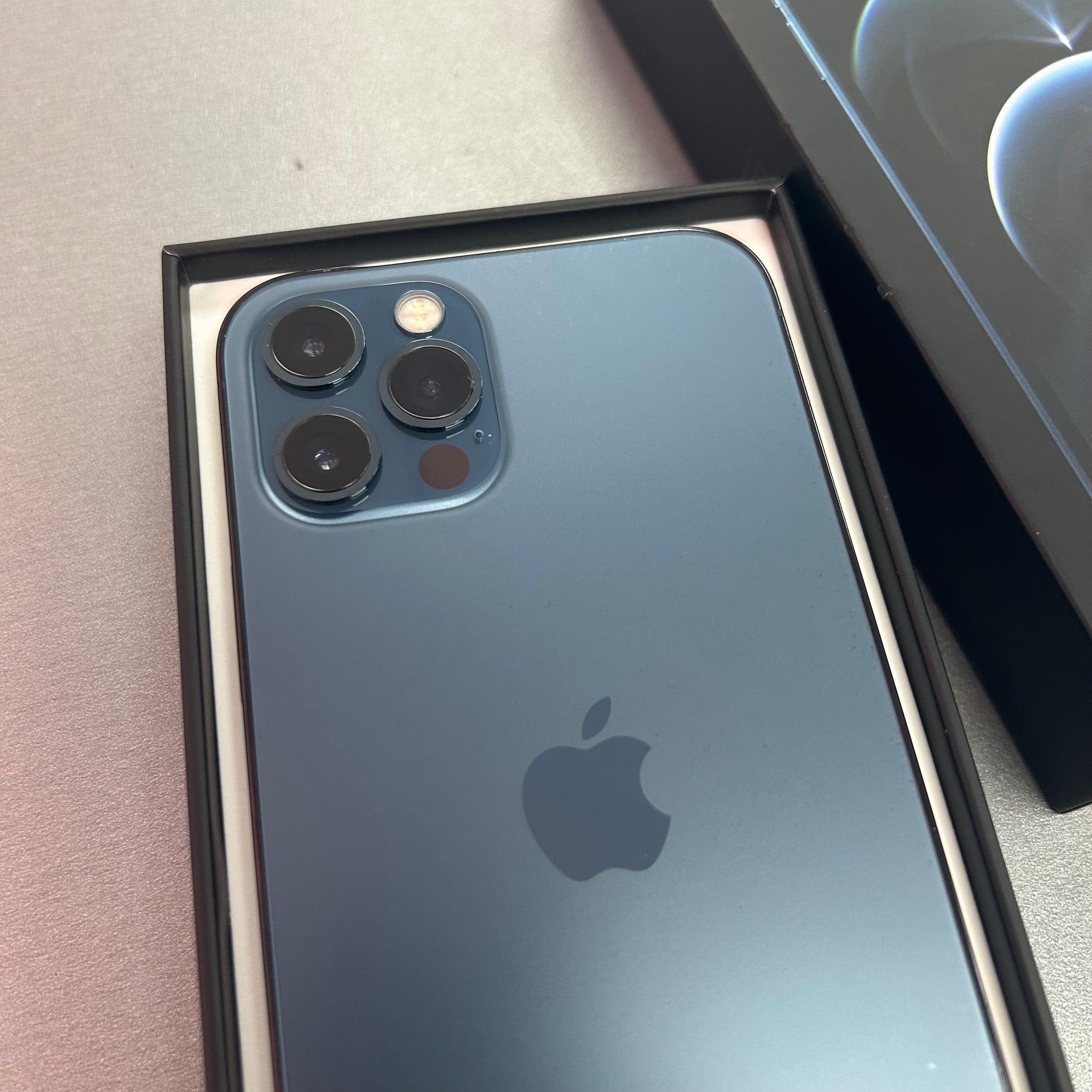 Apple iPhone 12 Pro 128GB Pacific Blue - 100% Battery Health