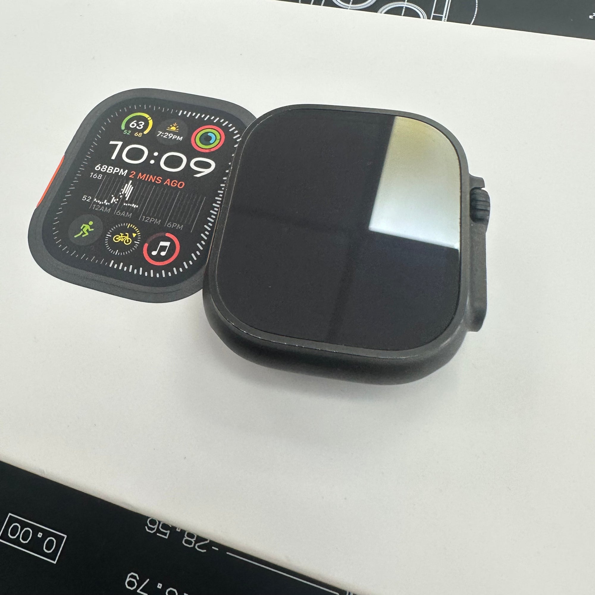 Apple Watch Ultra 2, 49mm GPS and Cellular - Titanium Case &amp; Milanese Strap 100% Battery Health