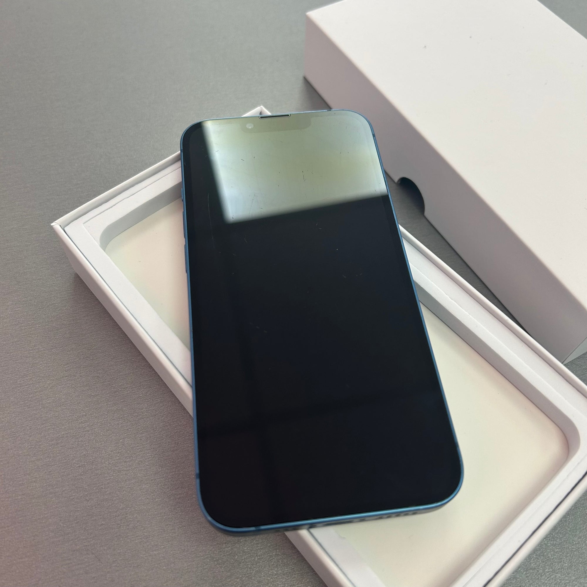 Apple iPhone 13 128GB Blue - 100% Battery Health