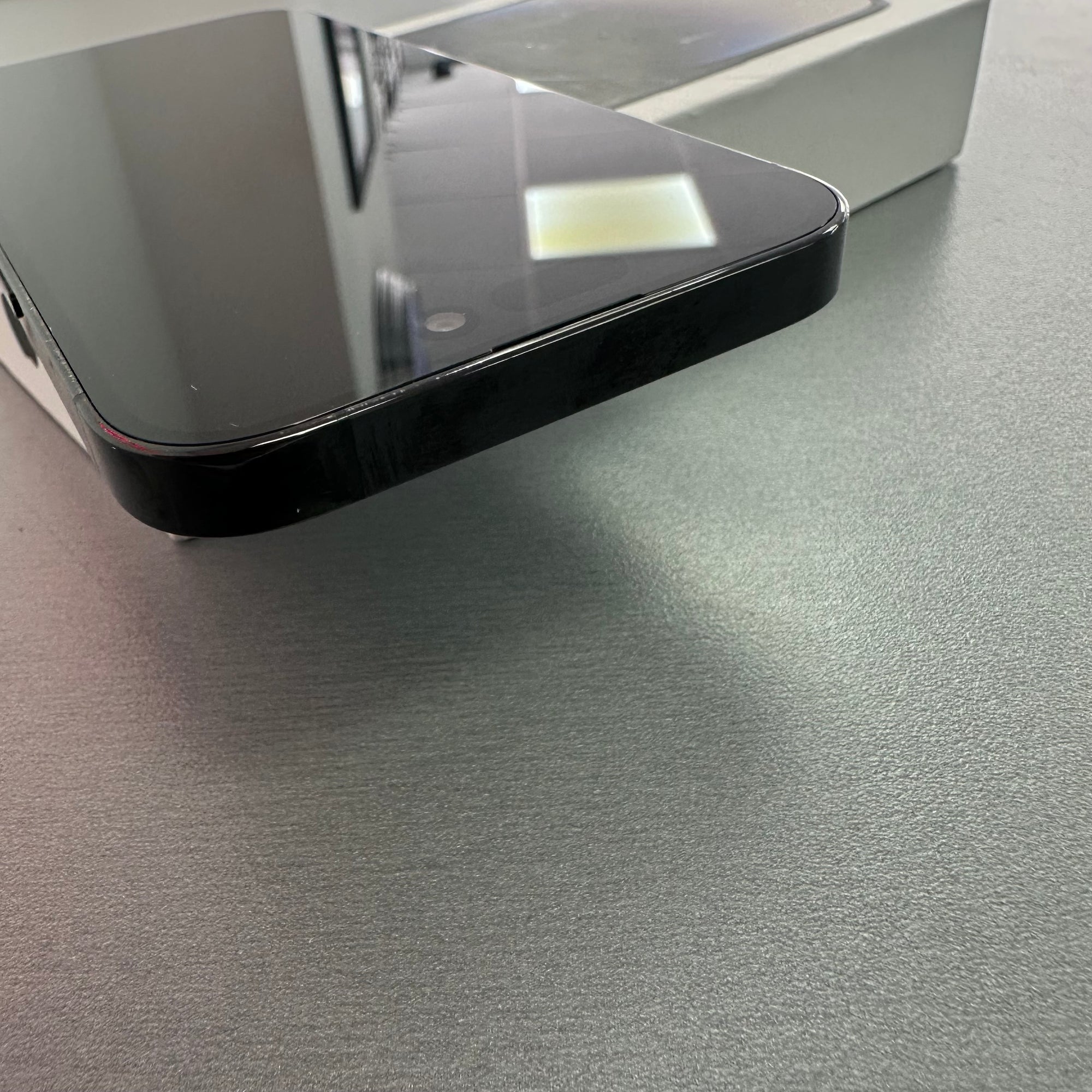 Apple iPhone 14 Pro - Space Black 128GB &amp; 100% Battery Health