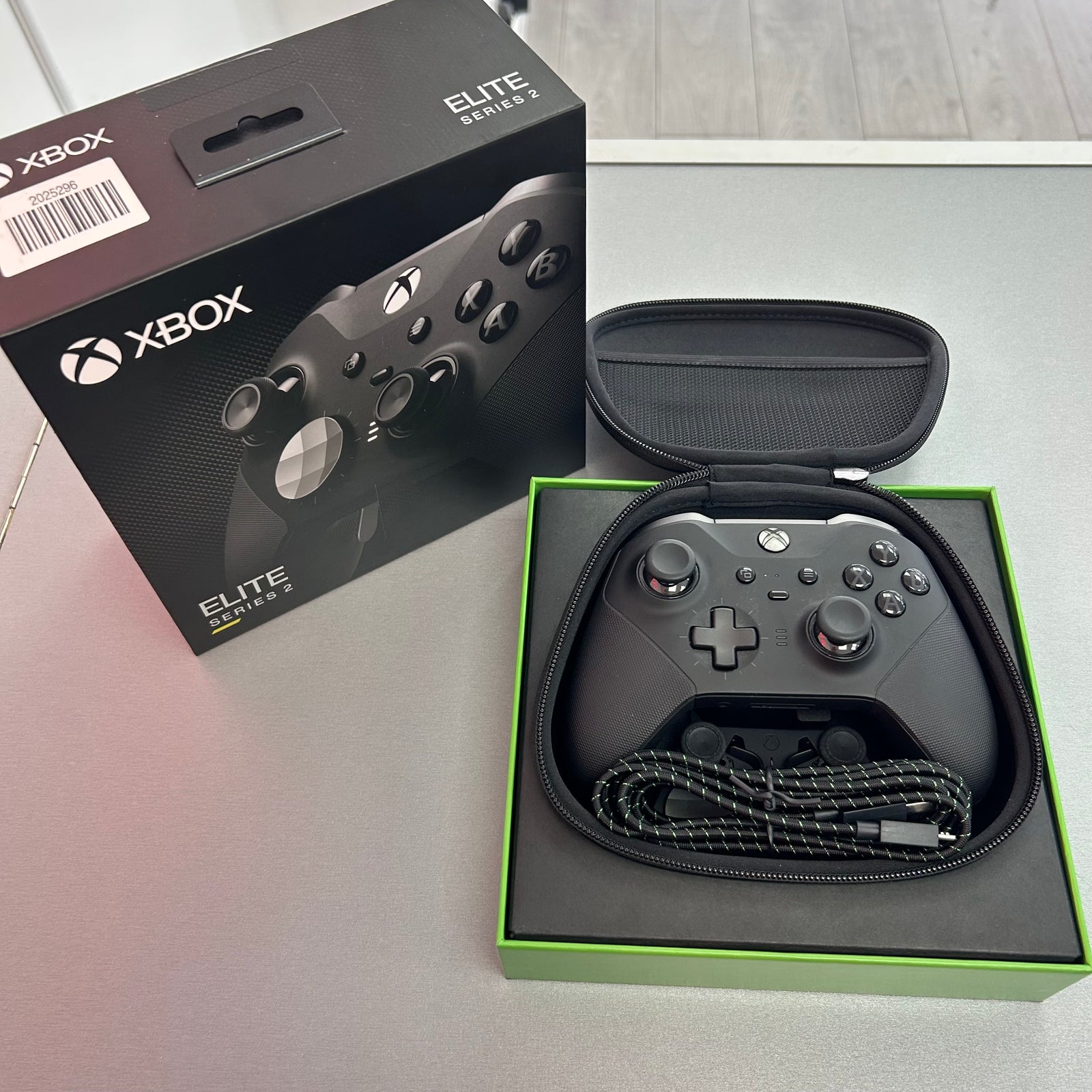 Like New Xbox Elite Series 2 Controller