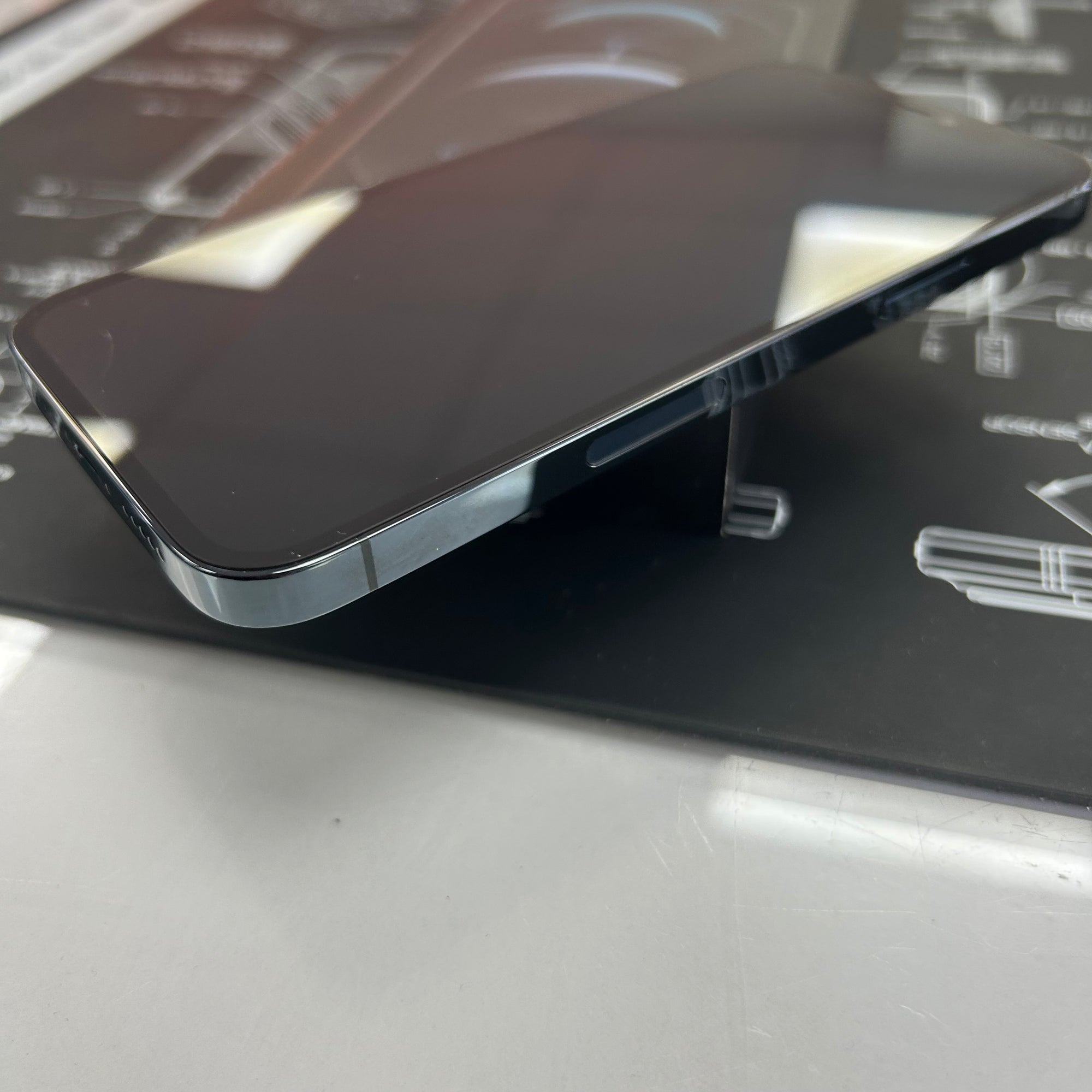 Apple iPhone 12 Pro 256GB Pacific Blue - 100% Battery Health