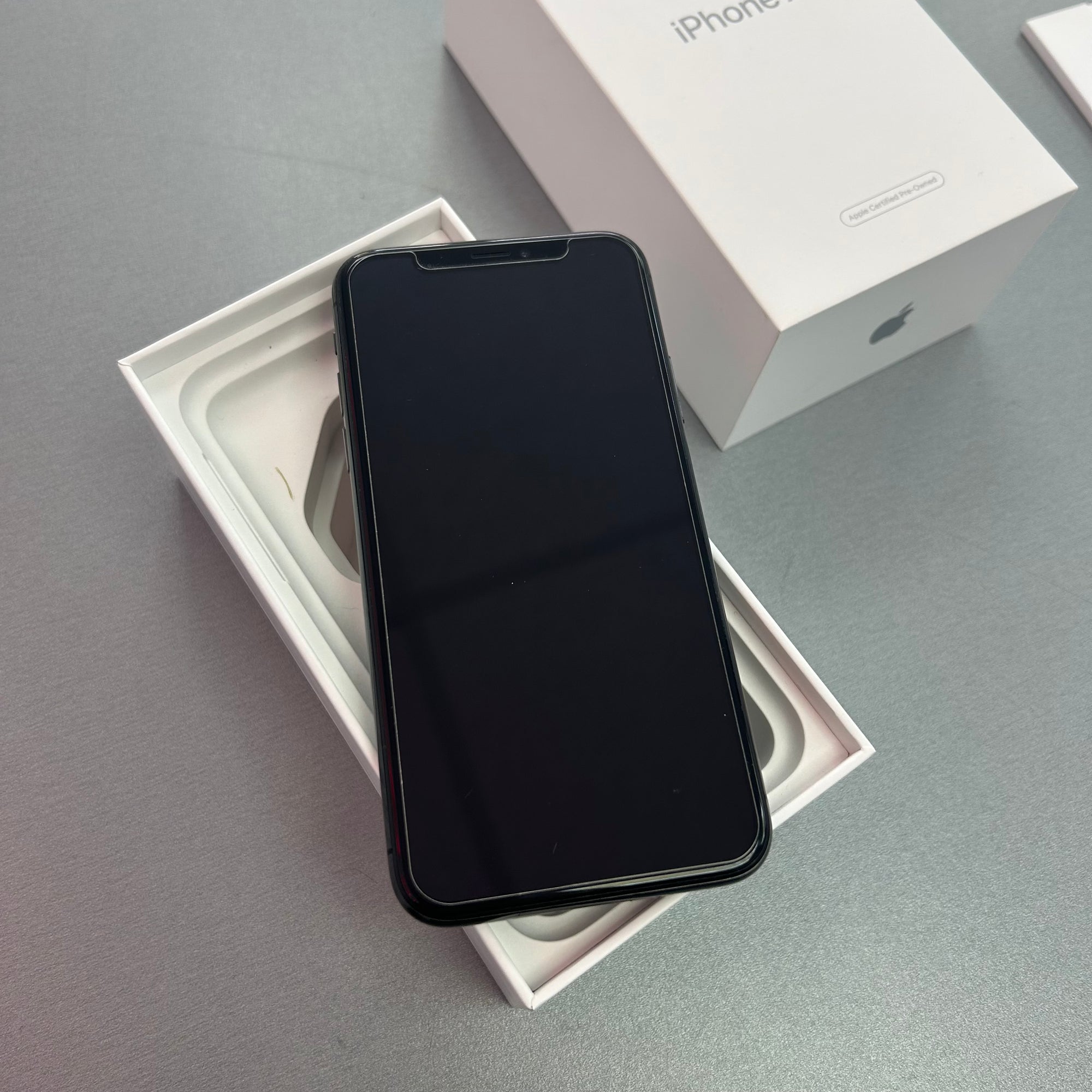 Apple iPhone X Space Grey 256GB - 100% Battery Health